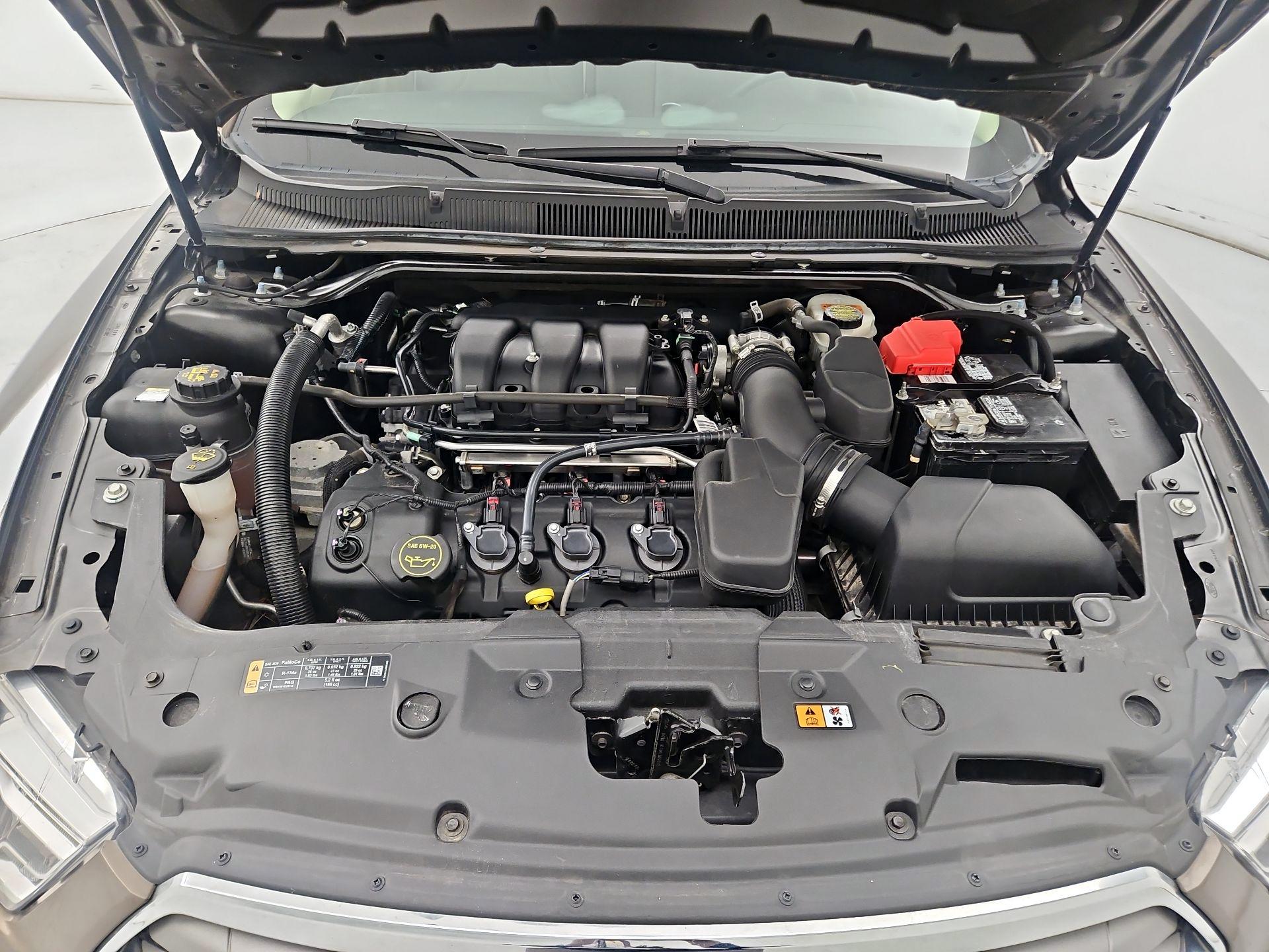 Thumbnail: 2016 Ford Taurus - 20