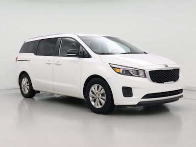 White 2016 Kia Sedona LX