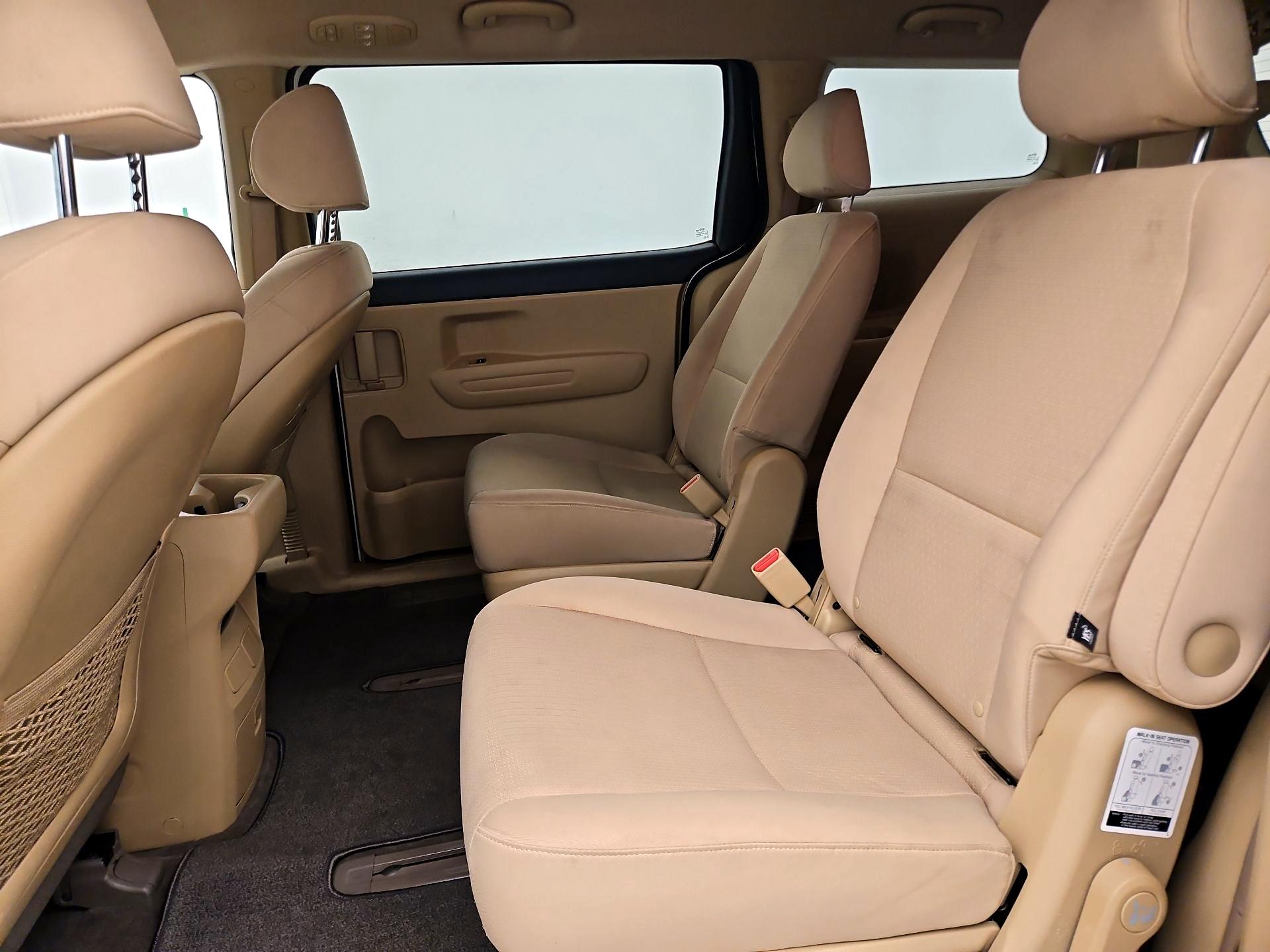 Thumbnail: 2016 Kia Sedona - 19