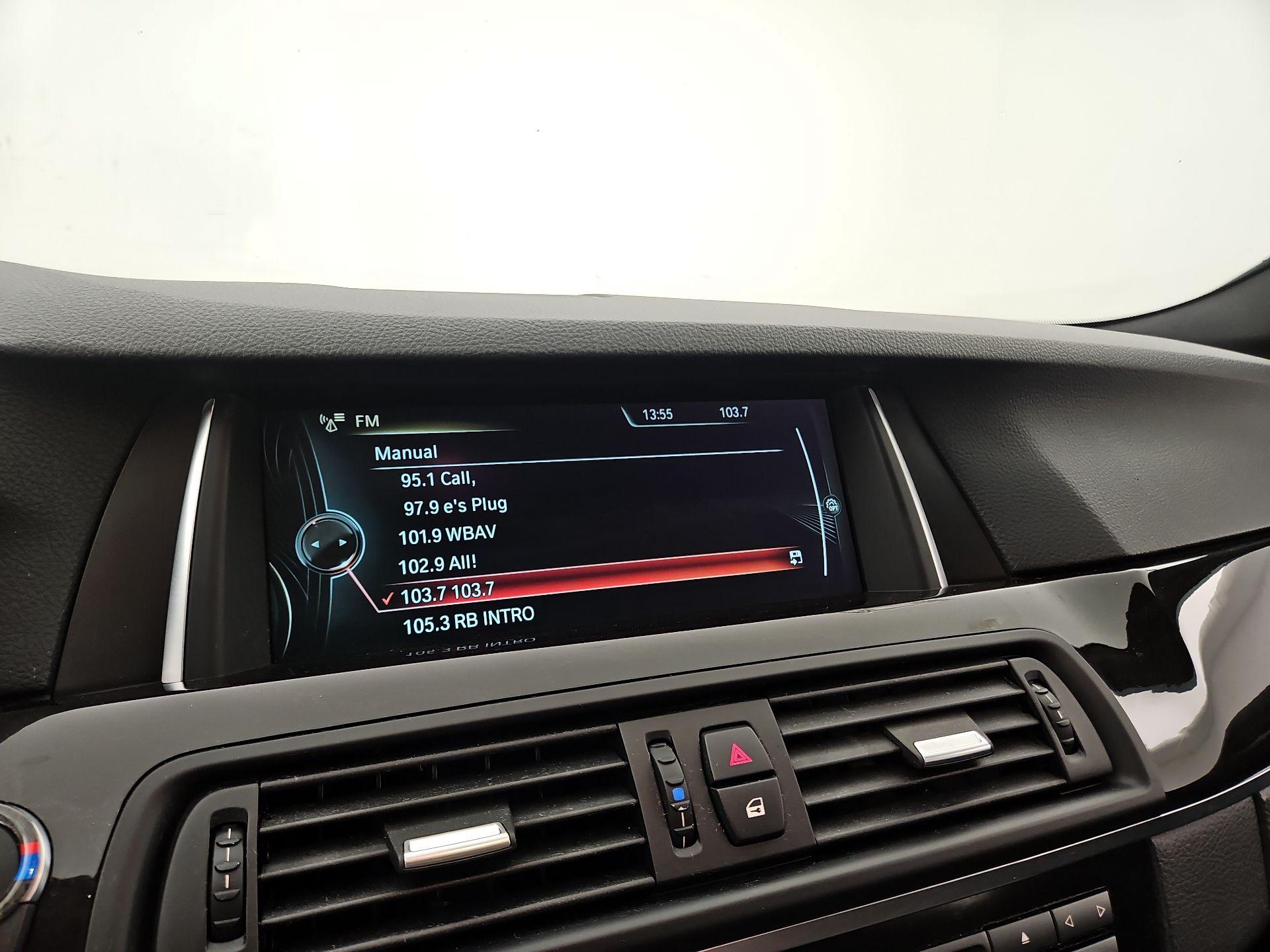 Thumbnail: 2014 BMW 5 Series - 15