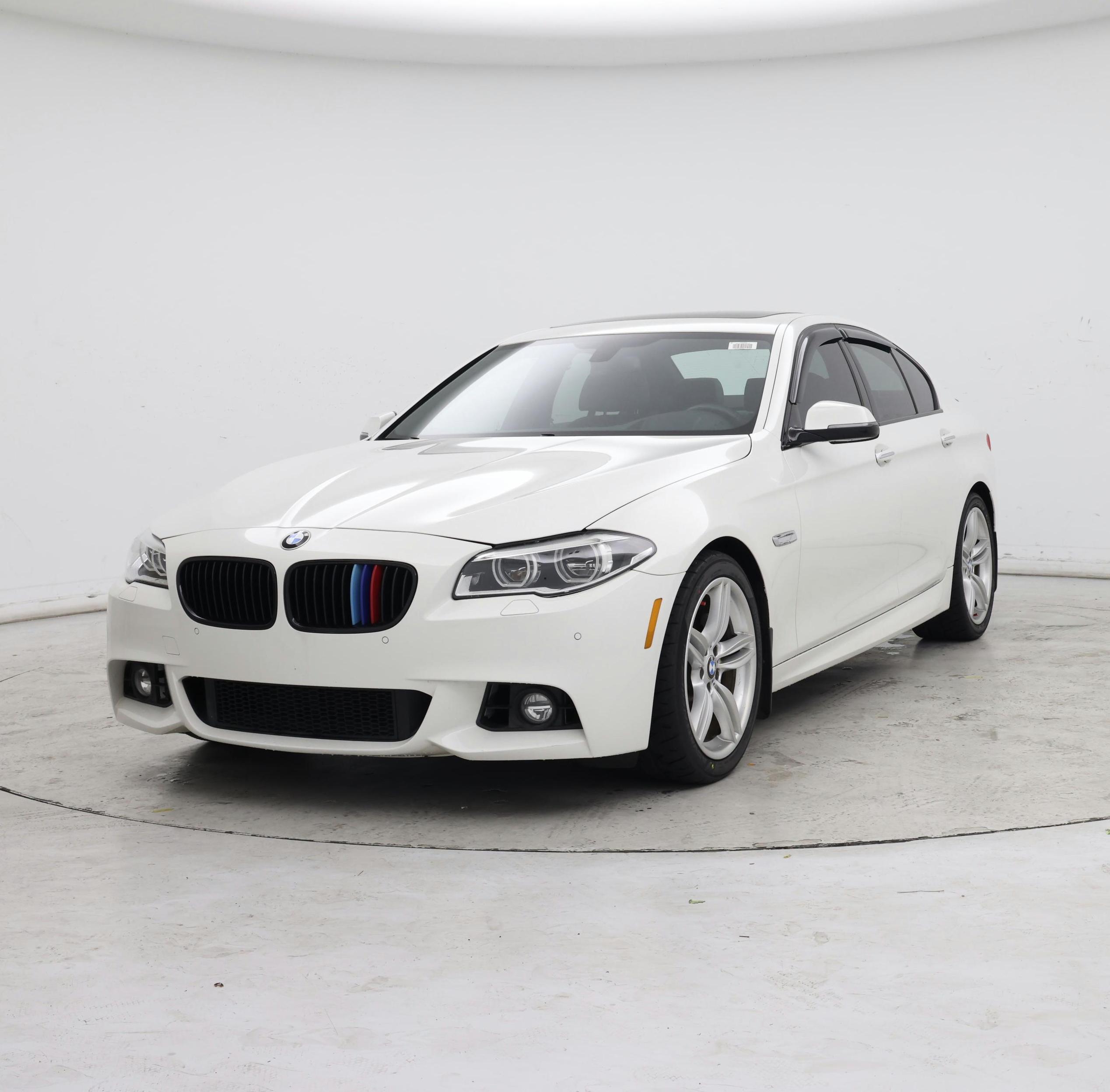 Thumbnail: 2014 BMW 5 Series - 4