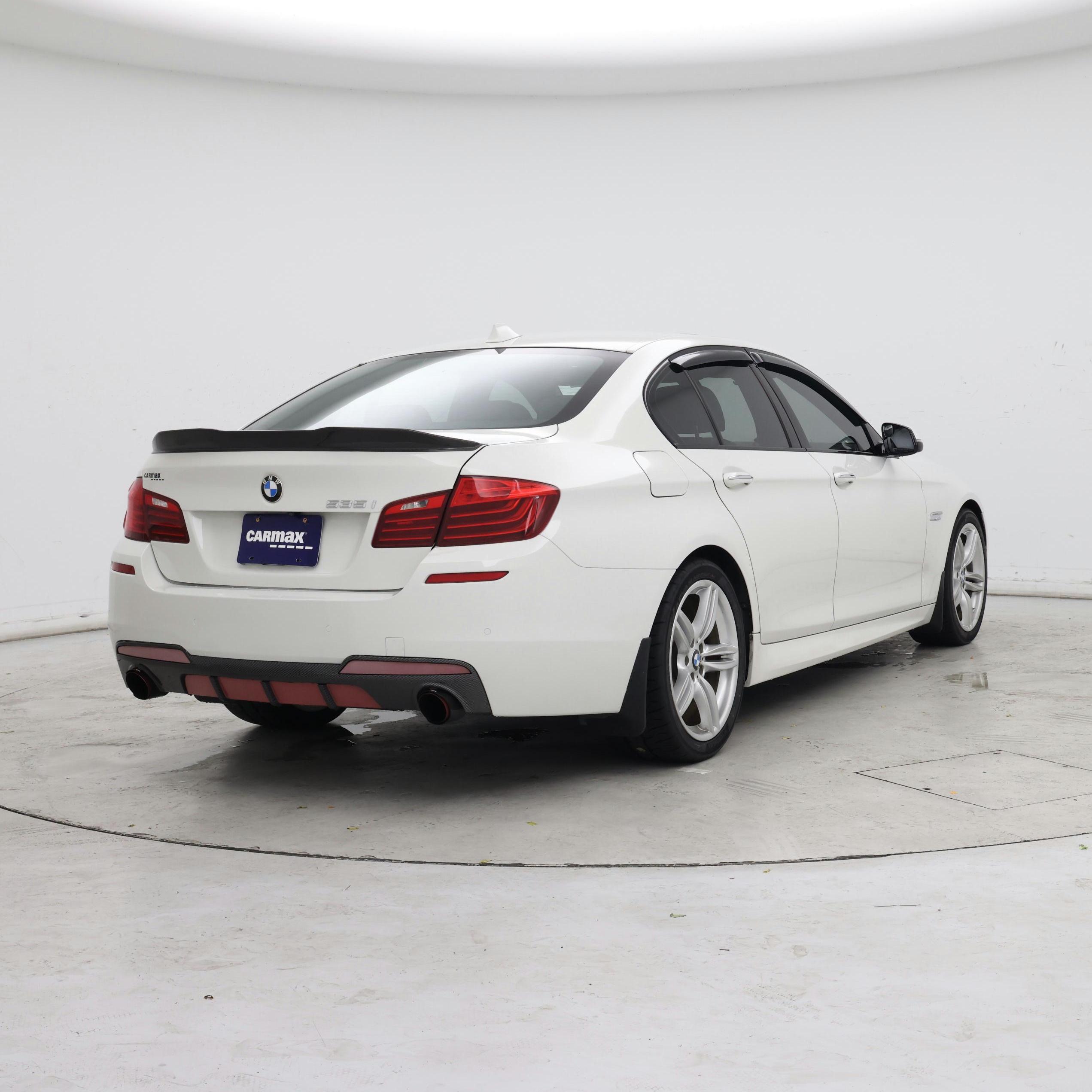 Thumbnail: 2014 BMW 5 Series - 8