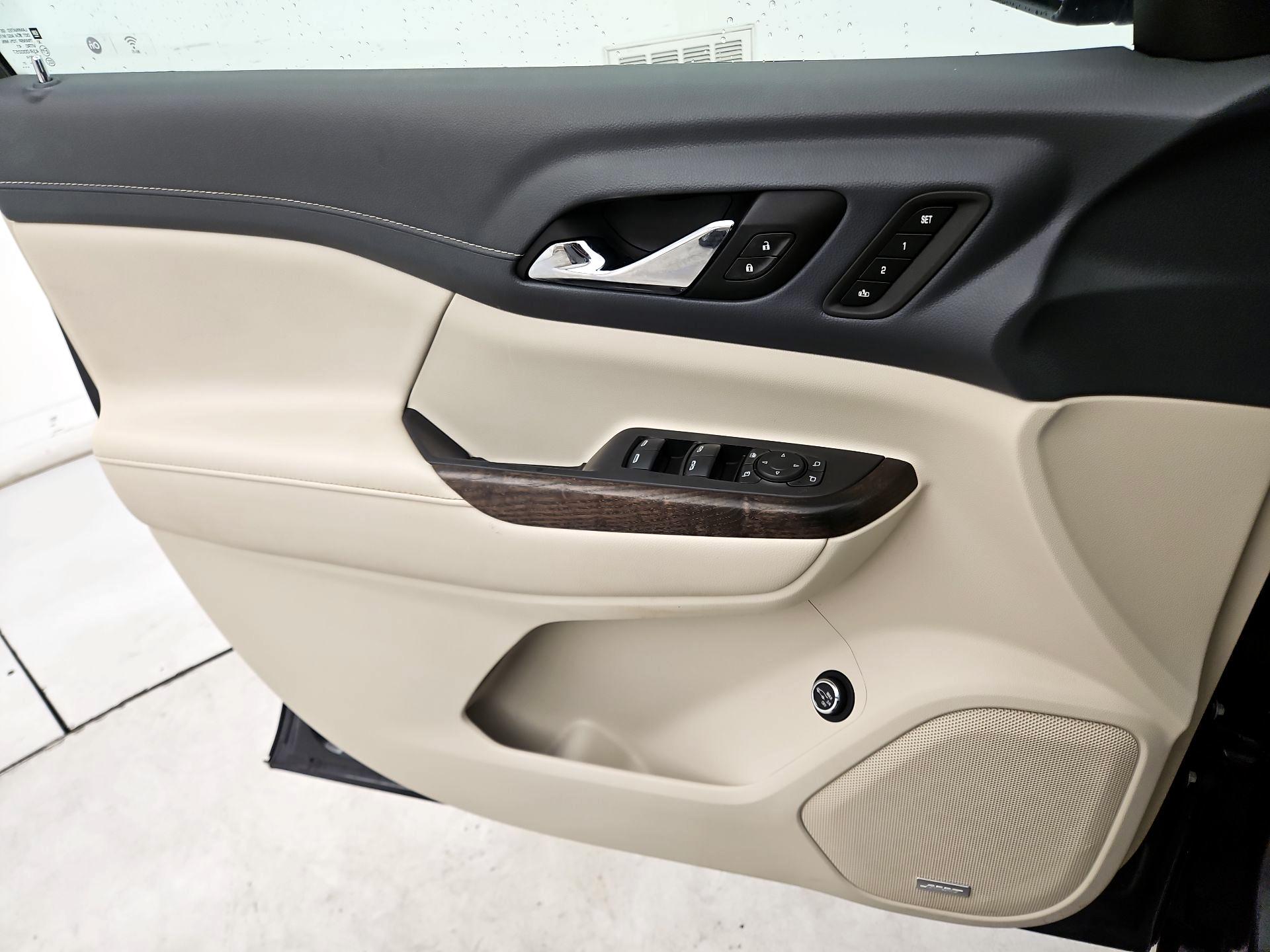 Thumbnail: 2021 GMC Acadia - 12