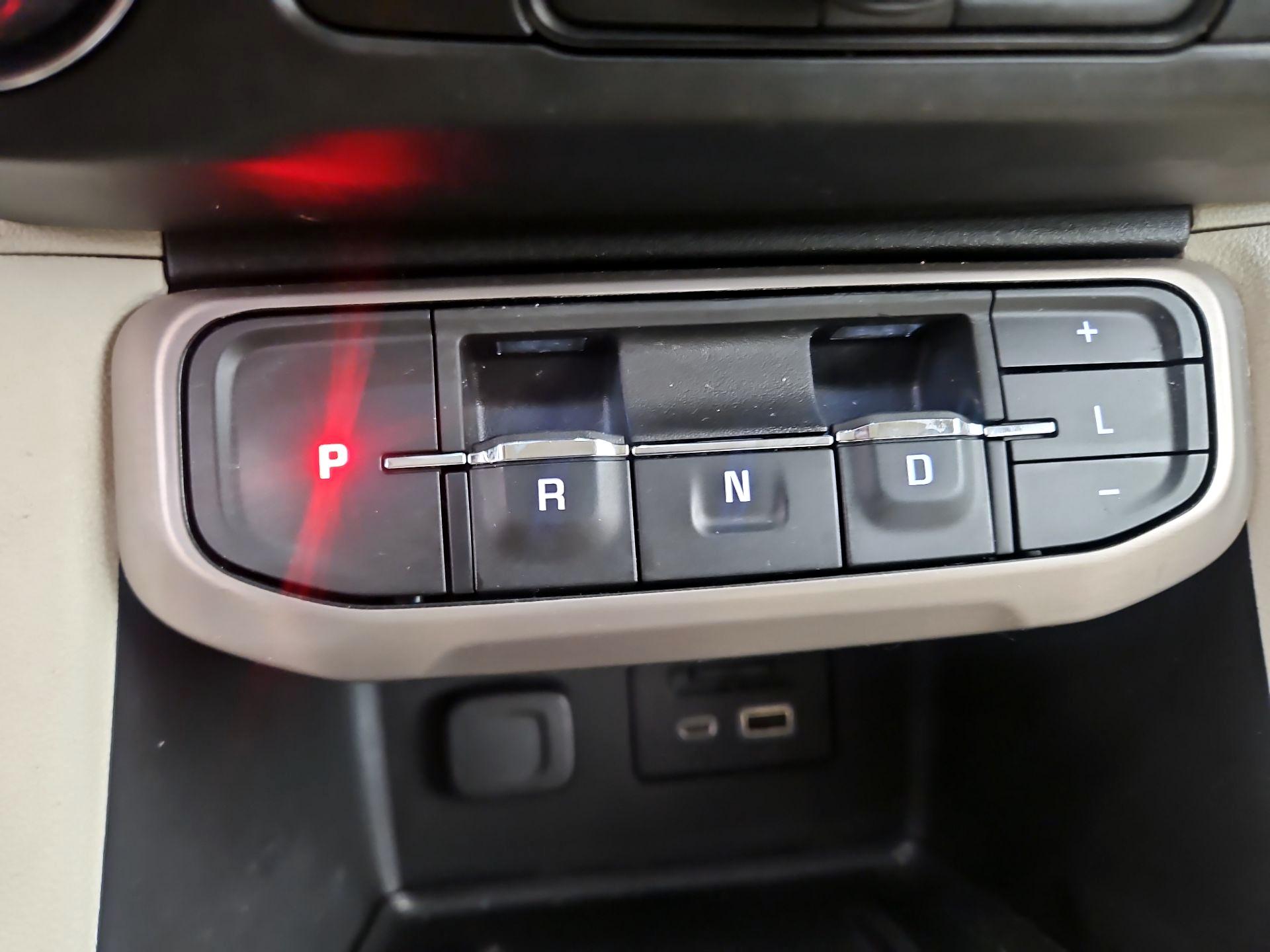 Thumbnail: 2021 GMC Acadia - 17