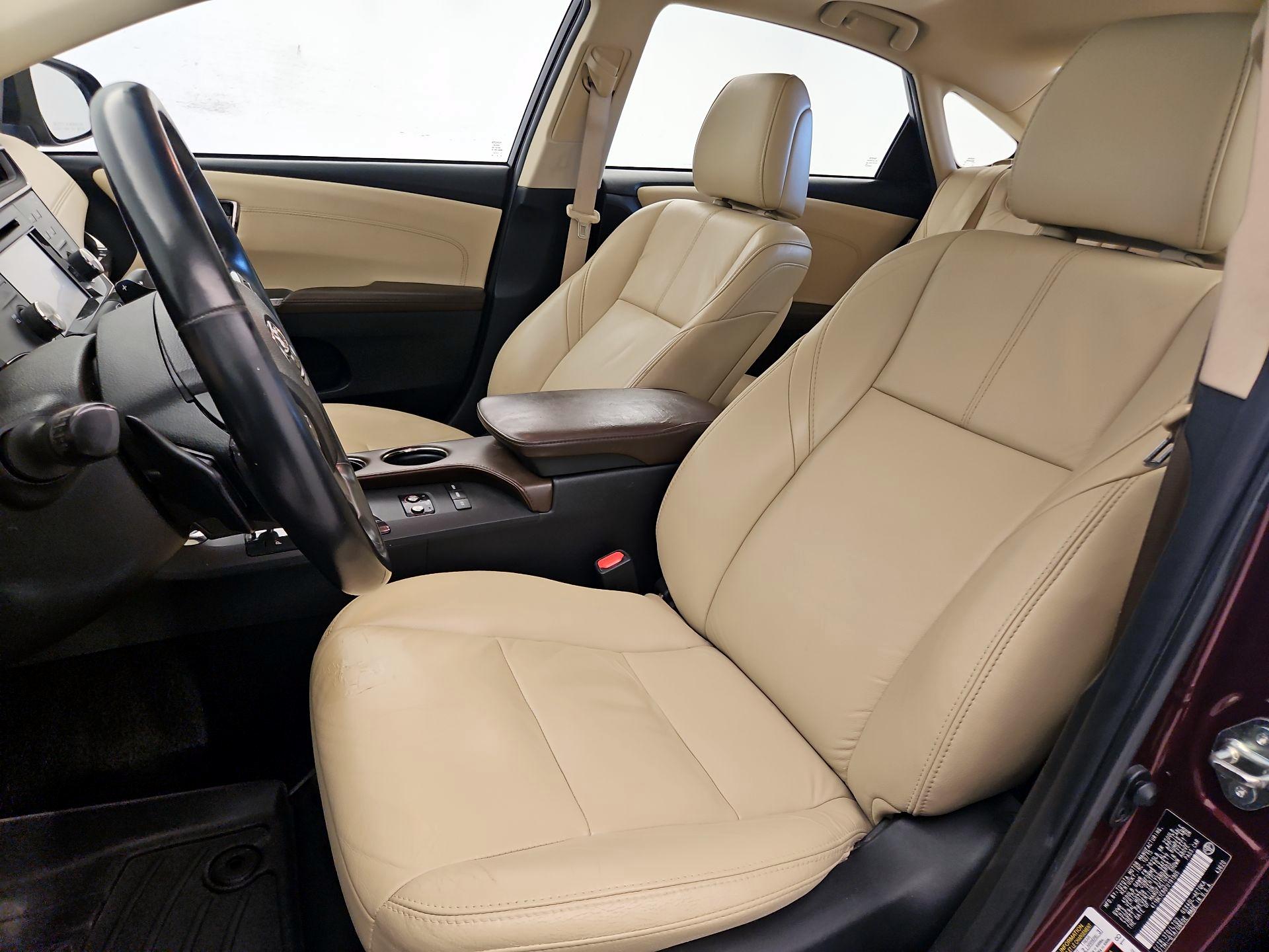 Thumbnail: 2015 Toyota Avalon - 11