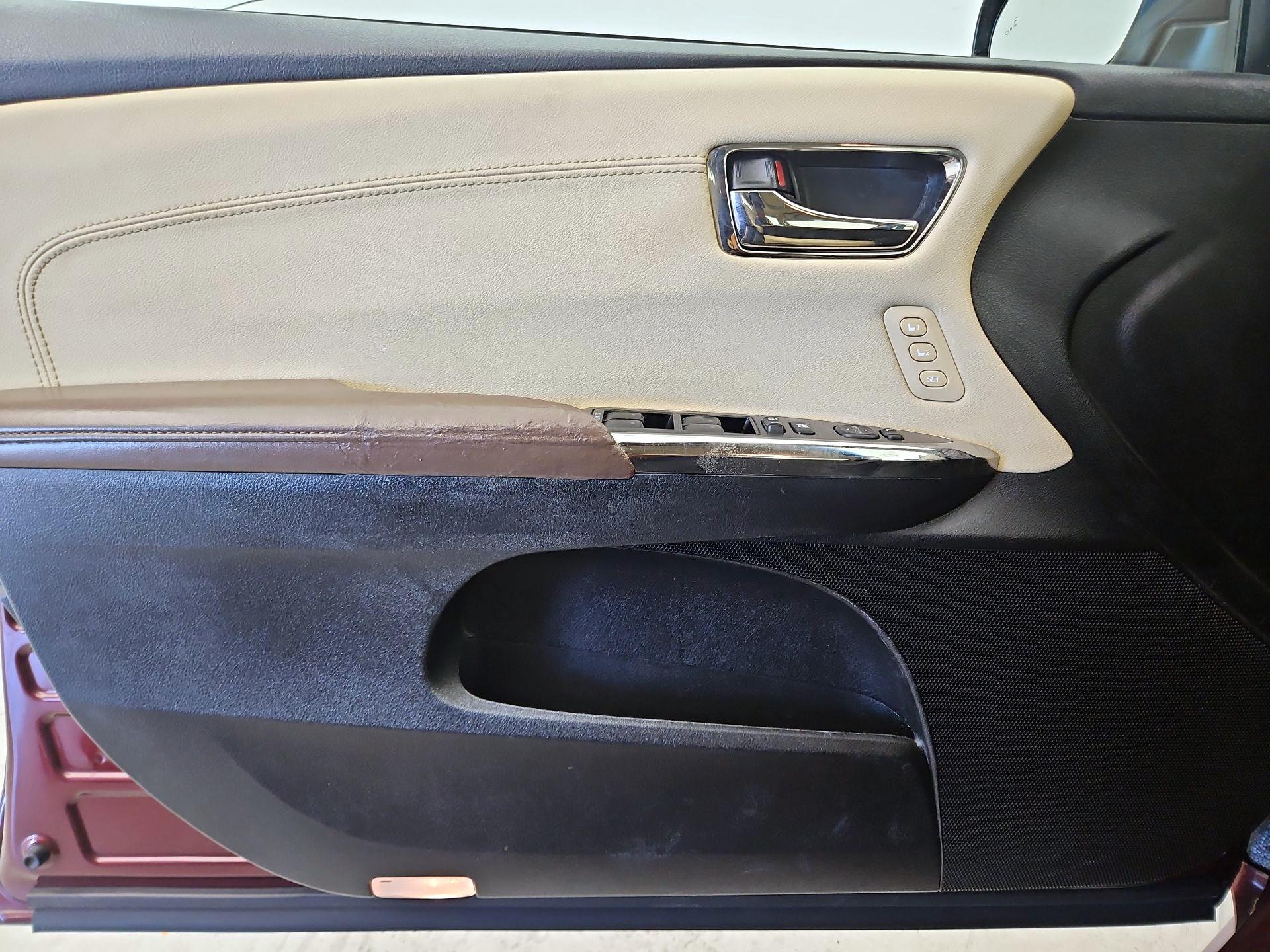 Thumbnail: 2015 Toyota Avalon - 12