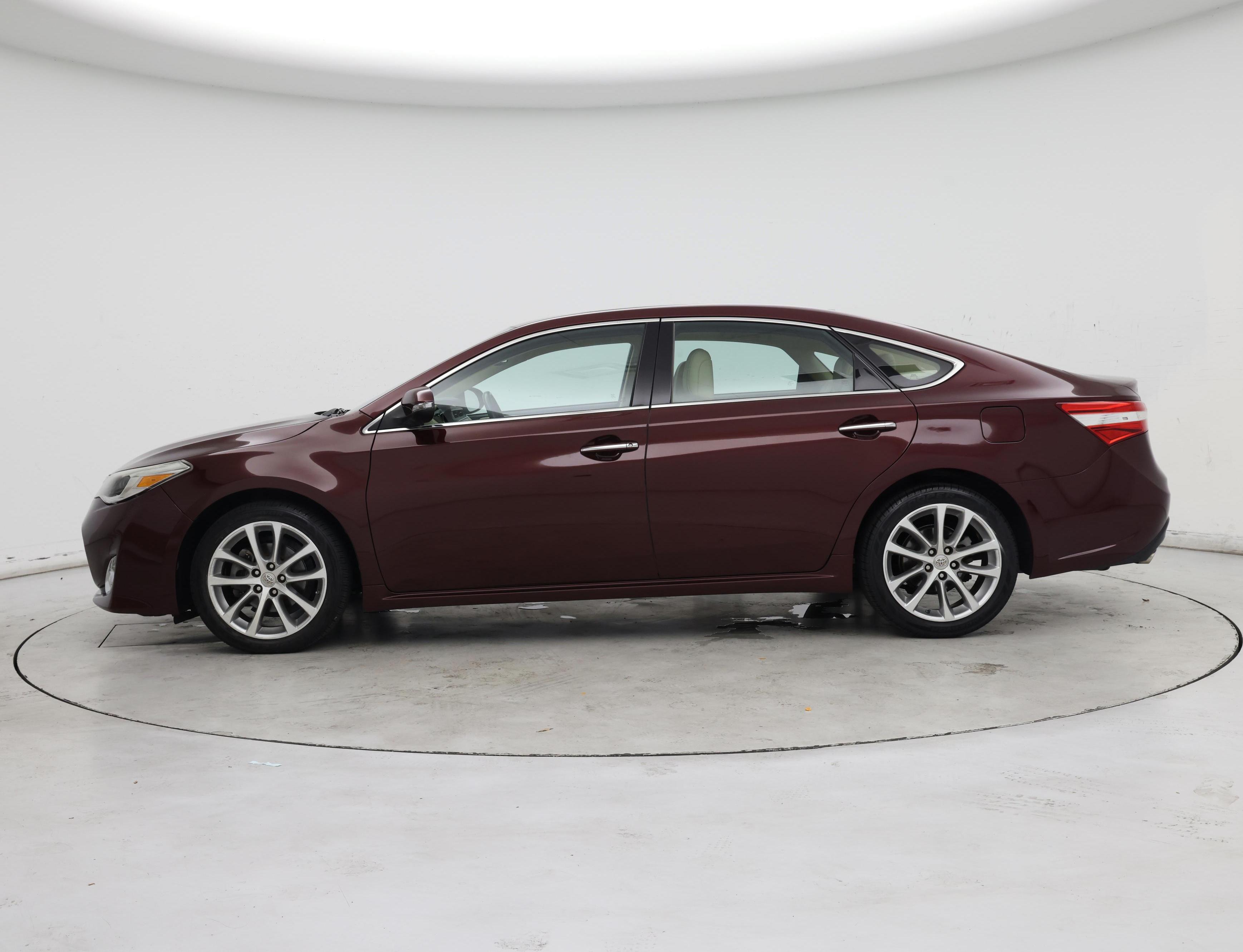 Thumbnail: 2015 Toyota Avalon - 3