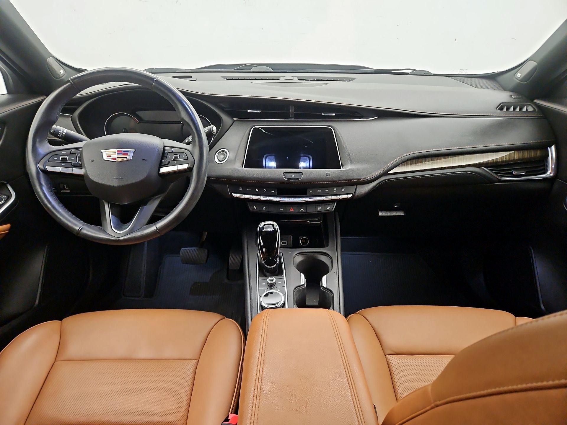 Thumbnail: 2020 Cadillac XT4 - 9