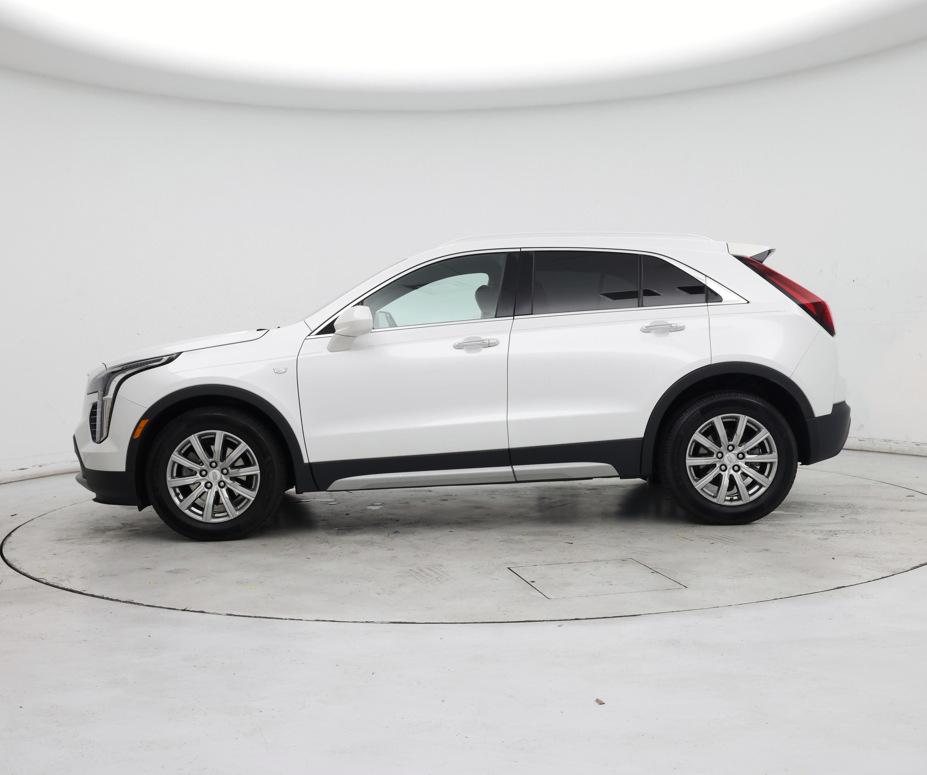 Thumbnail: 2020 Cadillac XT4 - 3