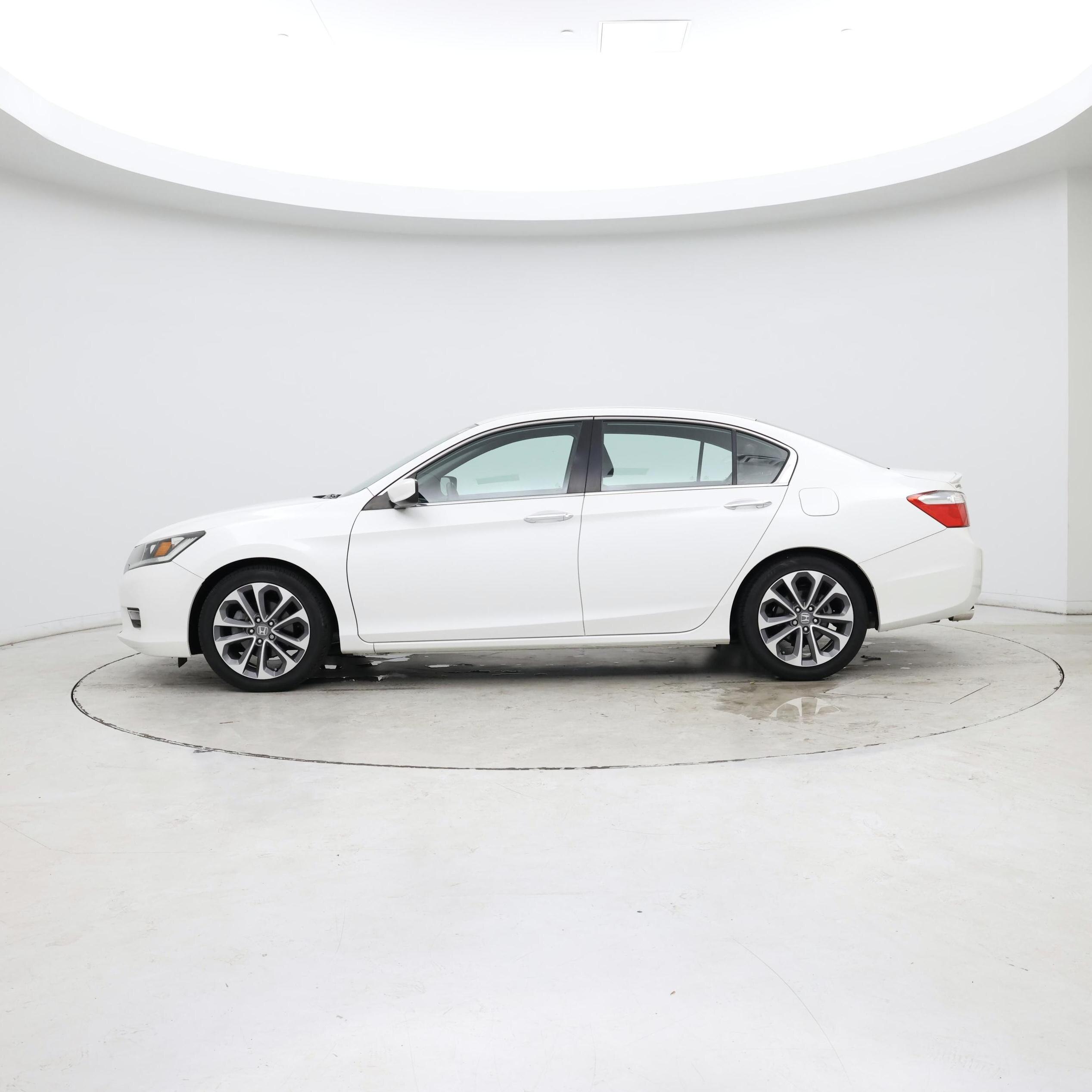 Thumbnail: 2015 Honda Accord - 3