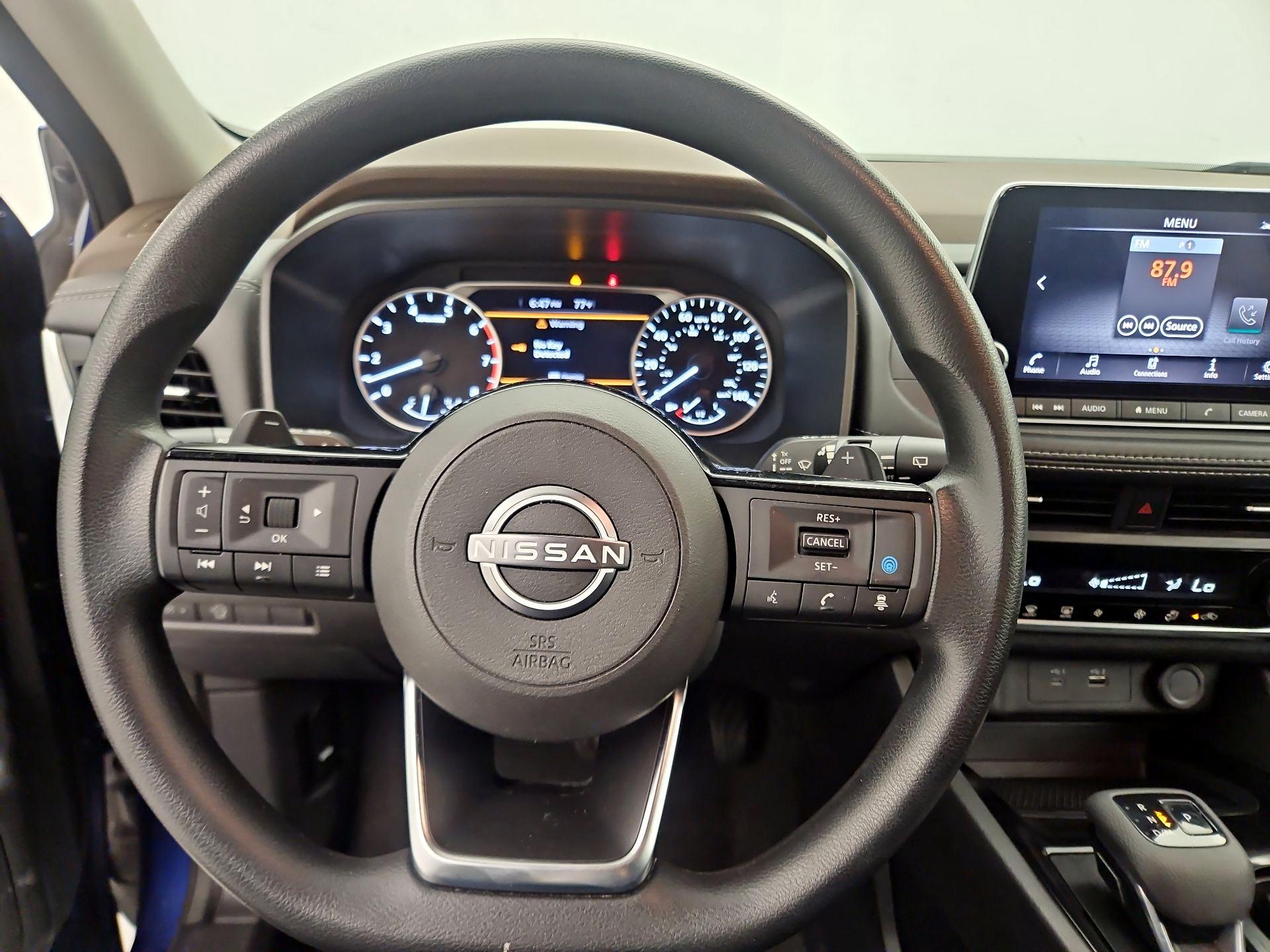 Thumbnail: 2023 Nissan Rogue - 10