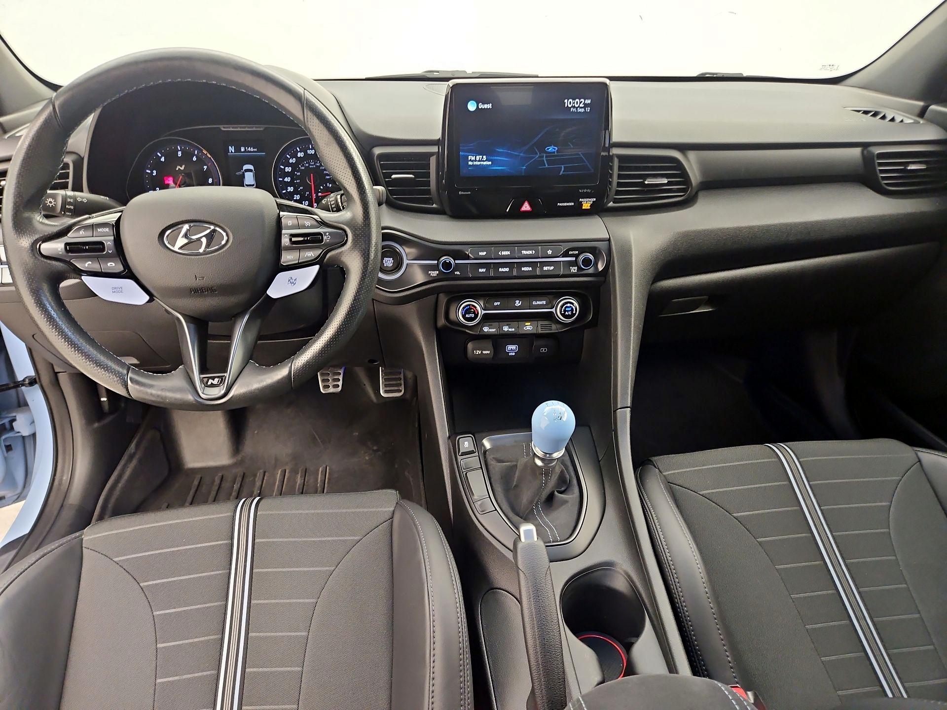 Thumbnail: 2022 Hyundai Veloster - 9