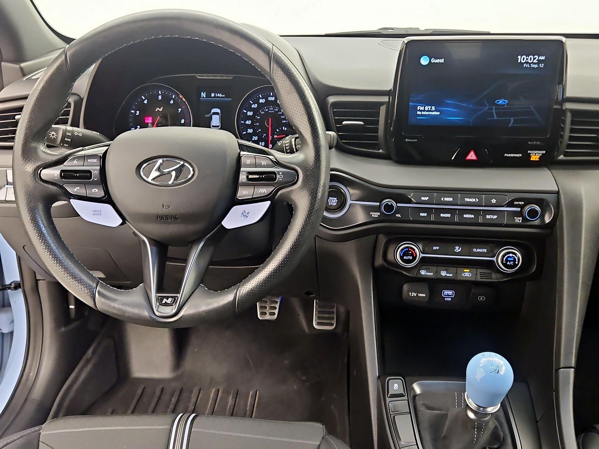 Thumbnail: 2022 Hyundai Veloster - 10