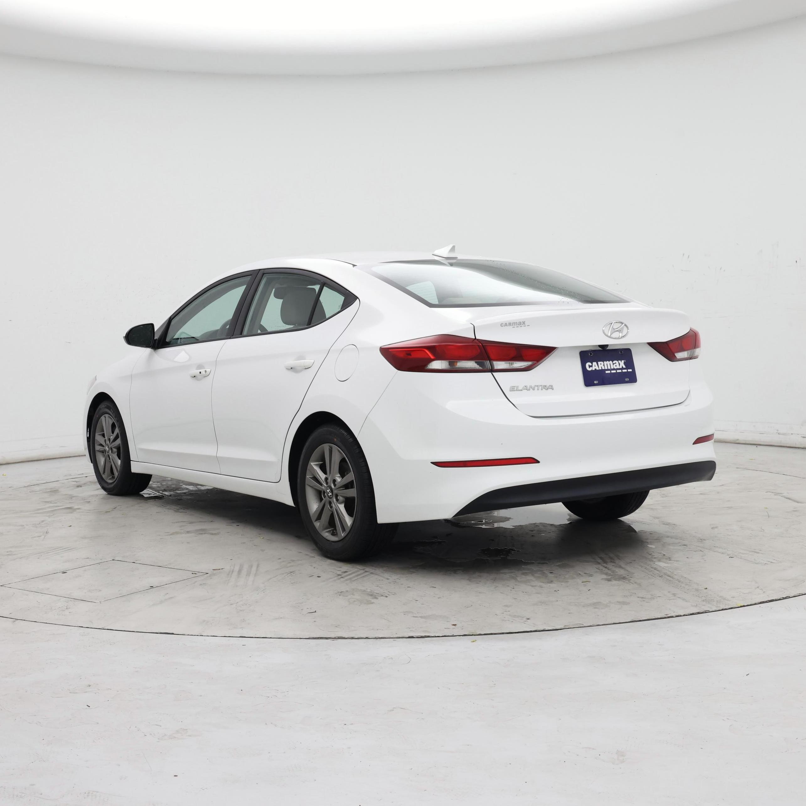 Thumbnail: 2018 Hyundai Elantra - 2