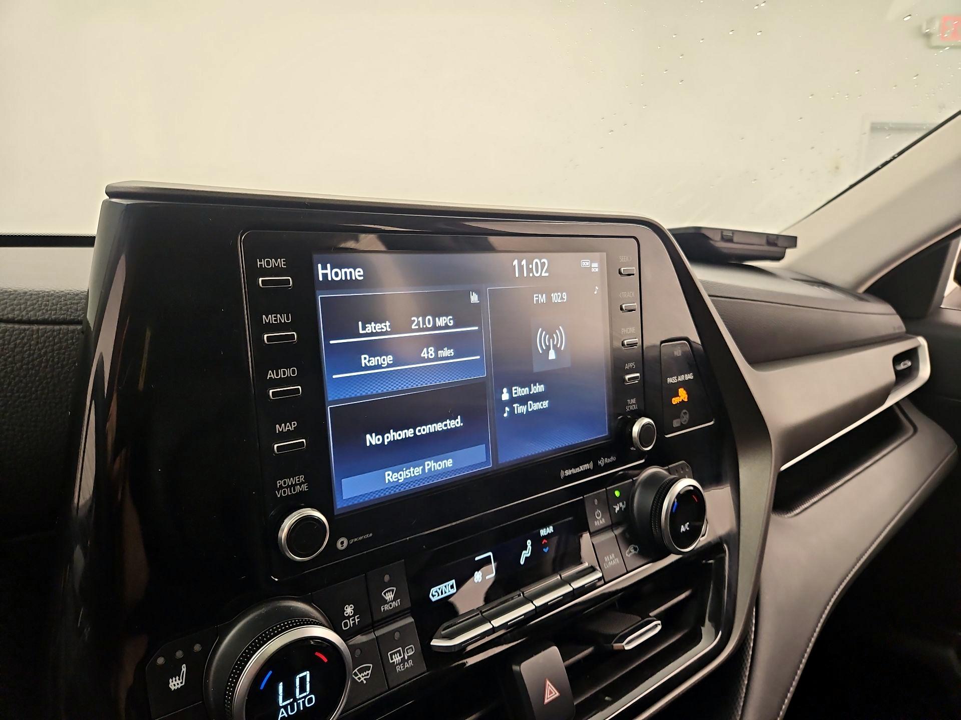Thumbnail: 2022 Toyota Highlander - 15