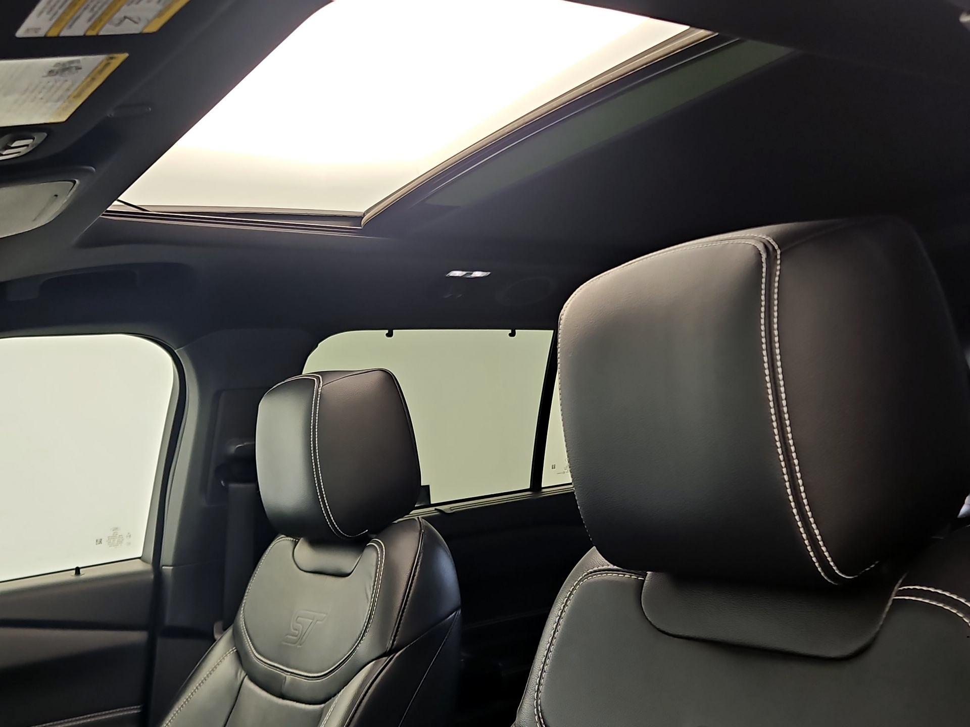 Thumbnail: 2021 Ford Explorer - 20