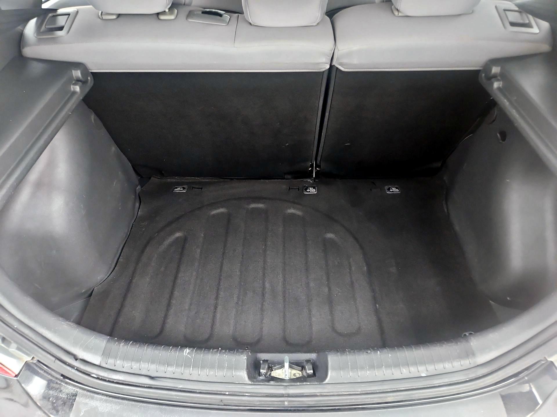 Thumbnail: 2015 Hyundai Accent - 19