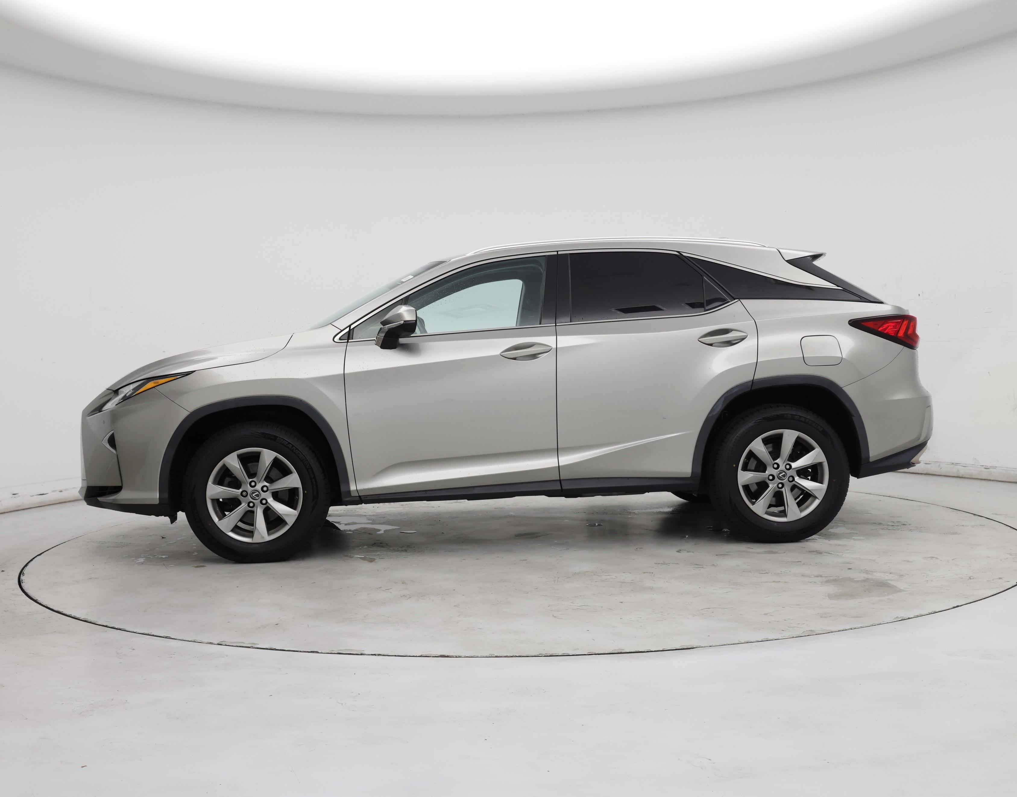 Thumbnail: 2018 Lexus RX - 3