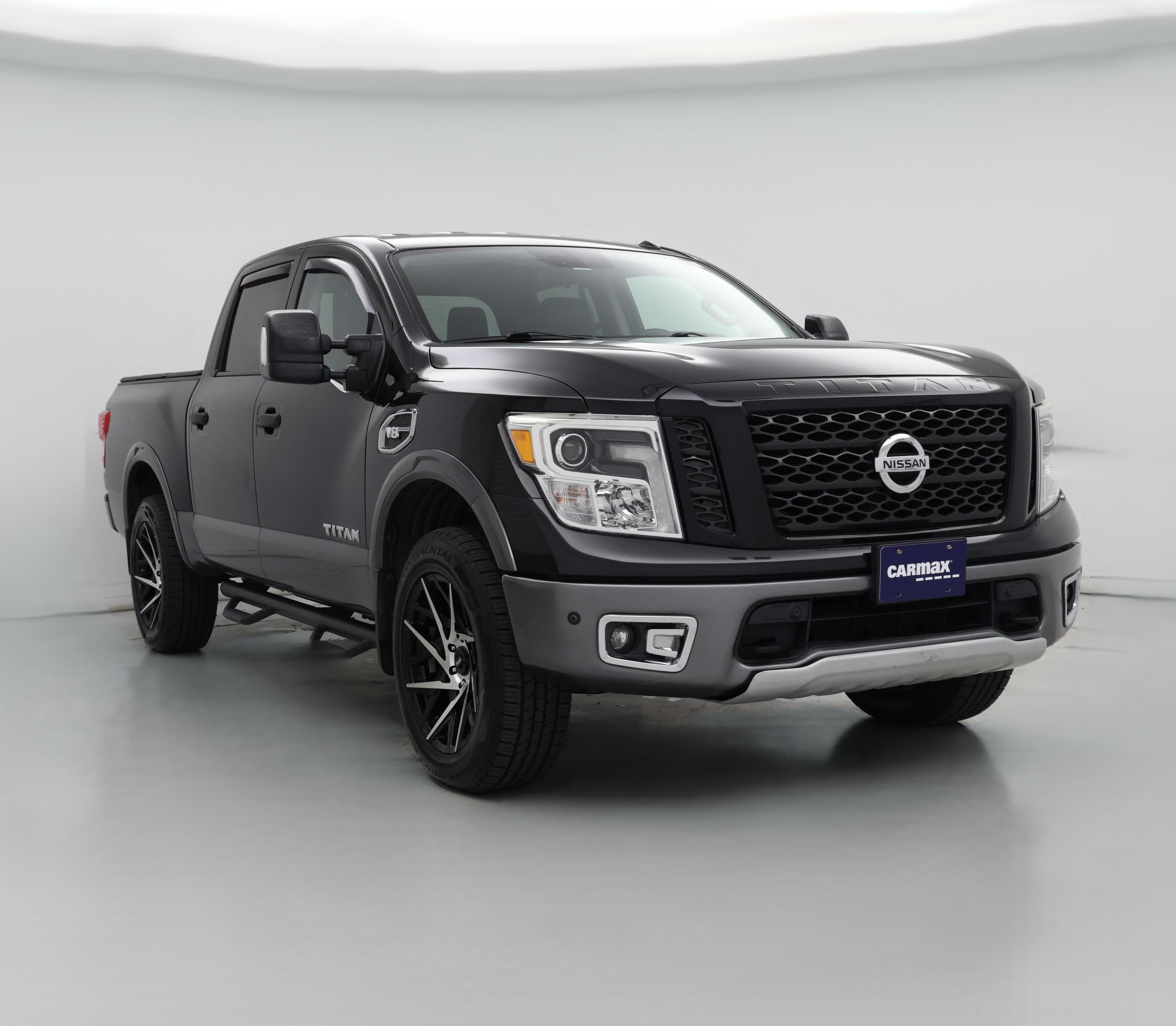 Thumbnail: 2017 Nissan Titan - 1