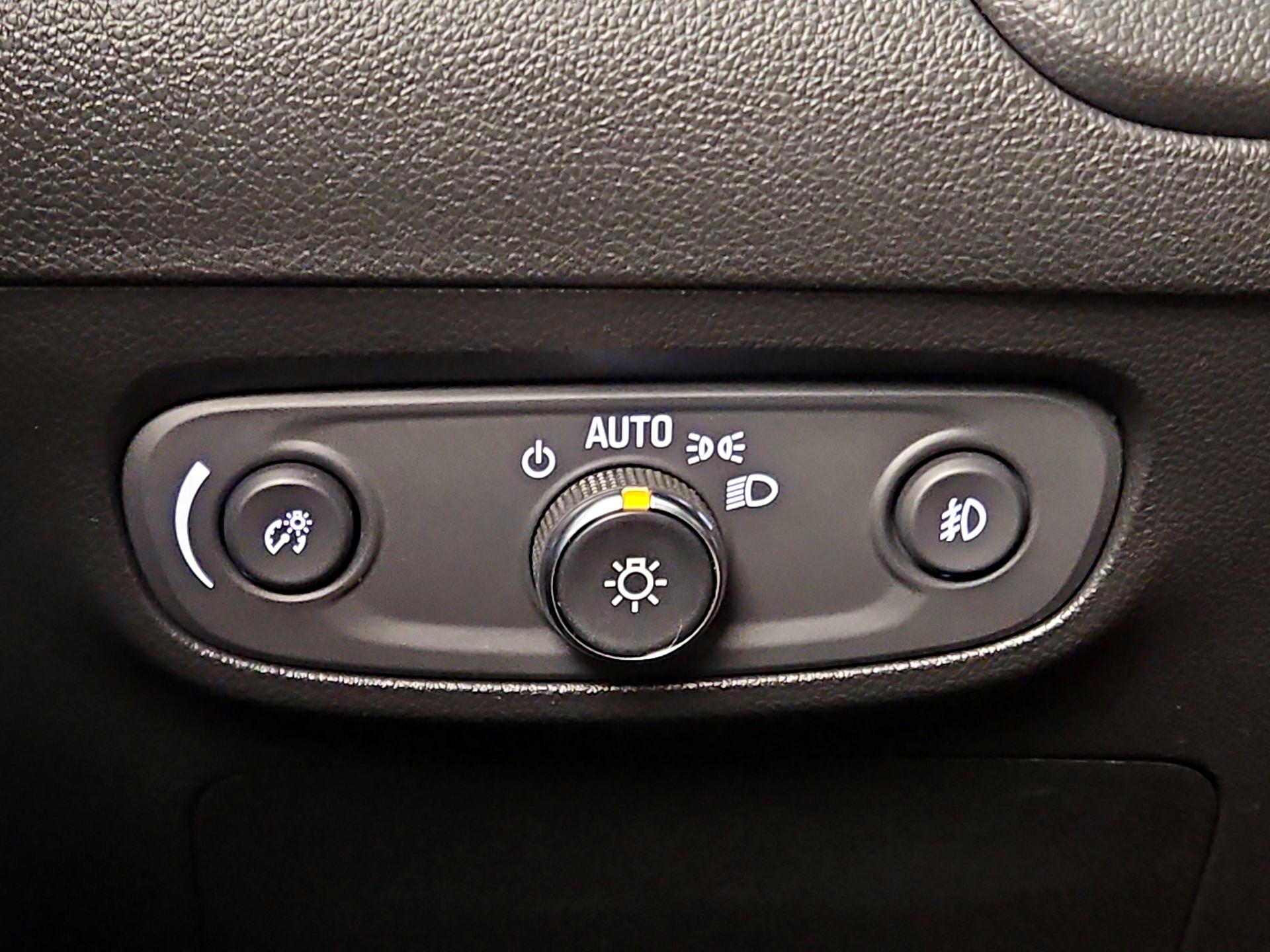 Thumbnail: 2023 Buick Encore GX - 13