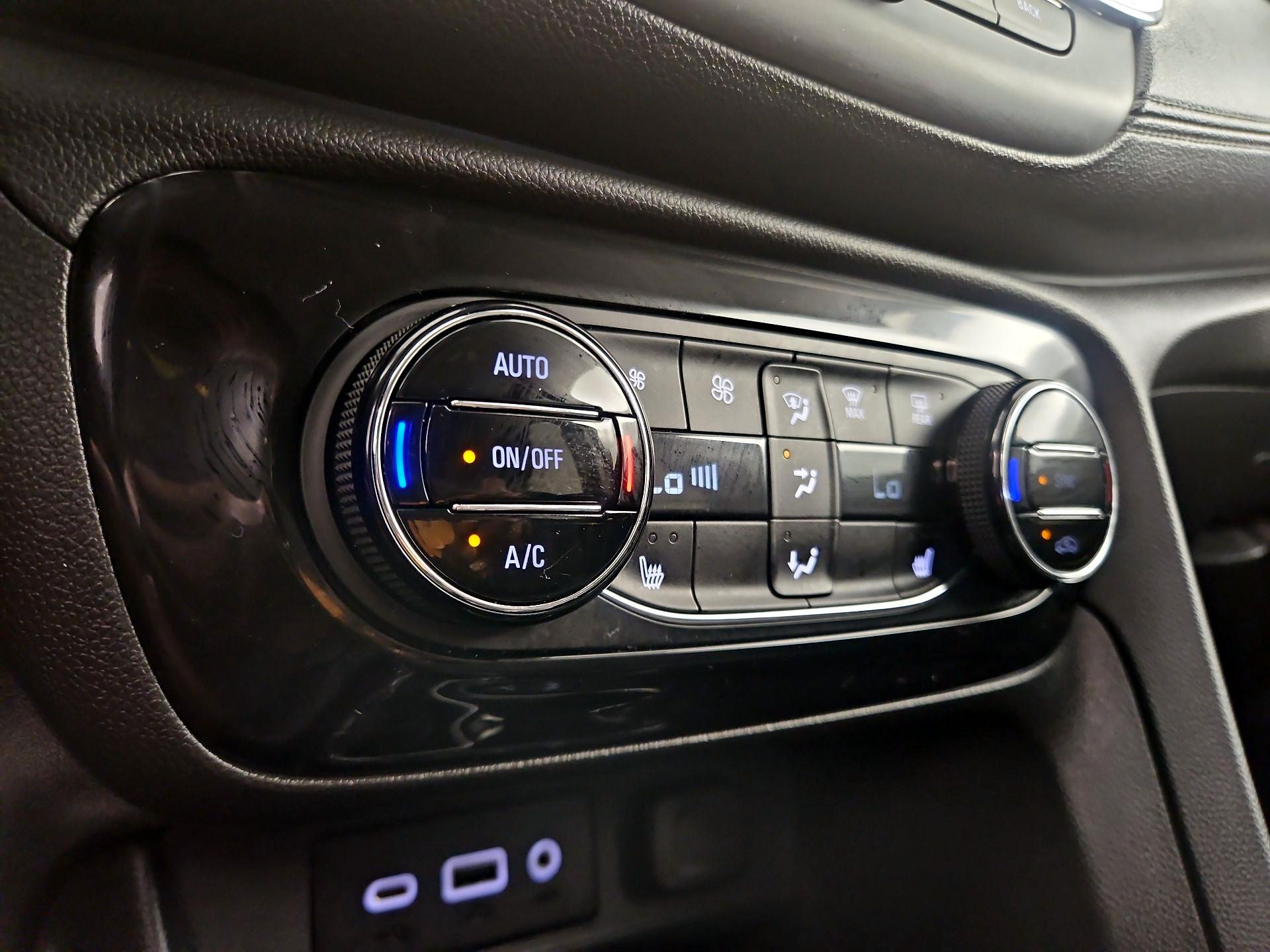 Thumbnail: 2023 Buick Encore GX - 16