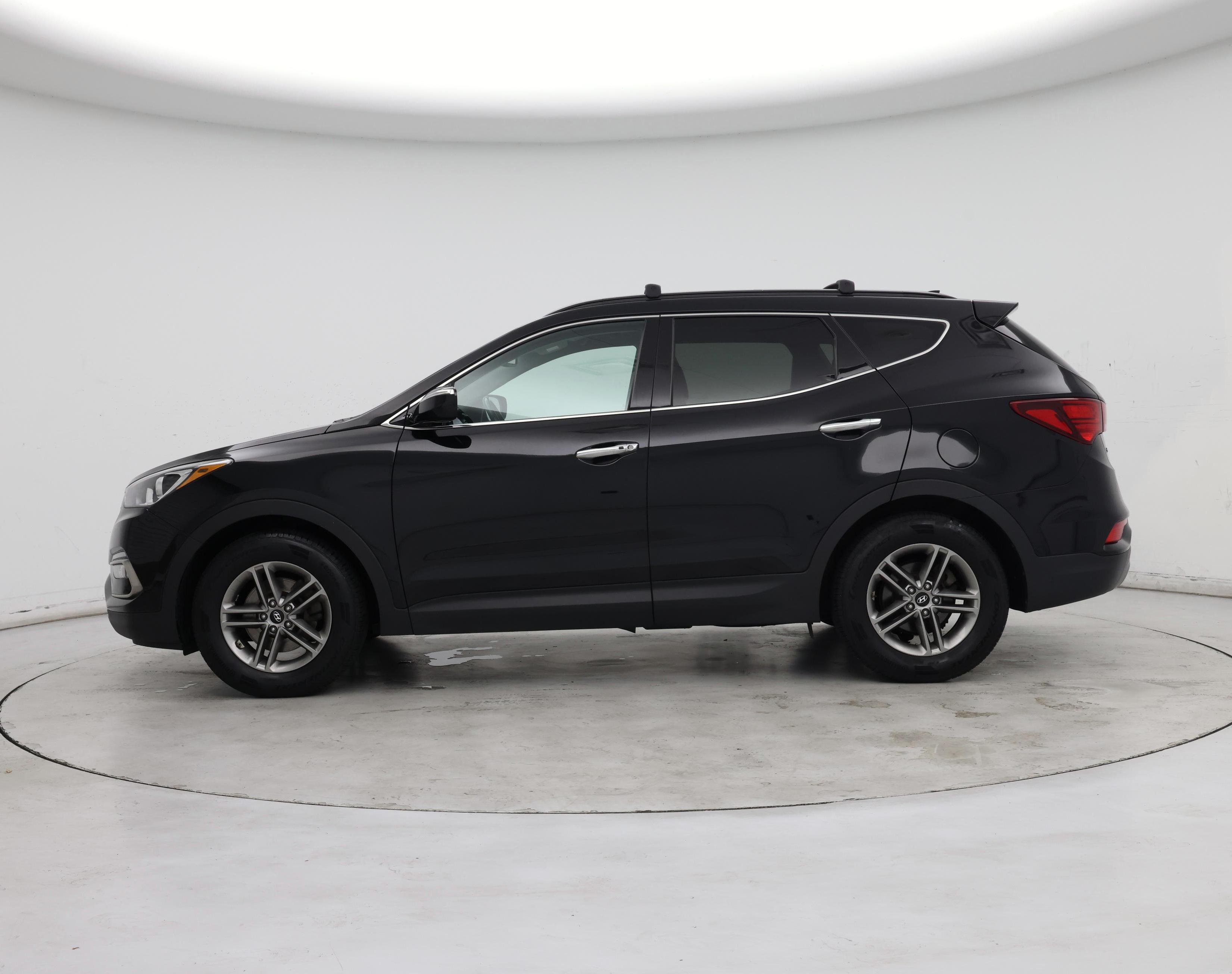 Thumbnail: 2018 Hyundai Santa Fe - 3