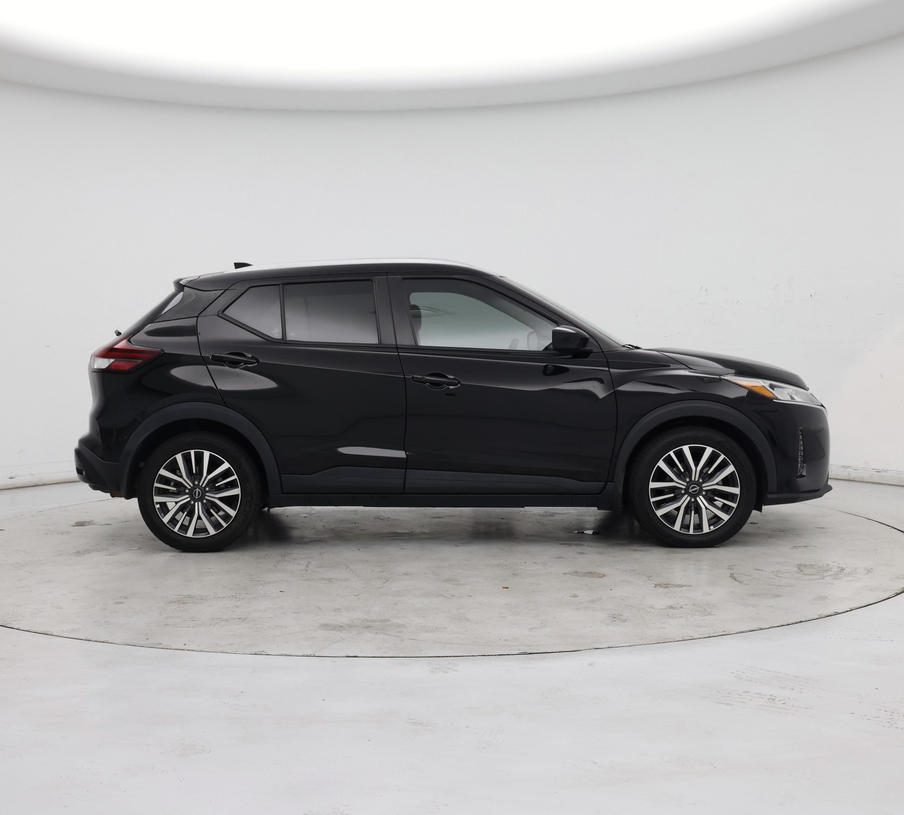 Thumbnail: 2022 Nissan Kicks - 7