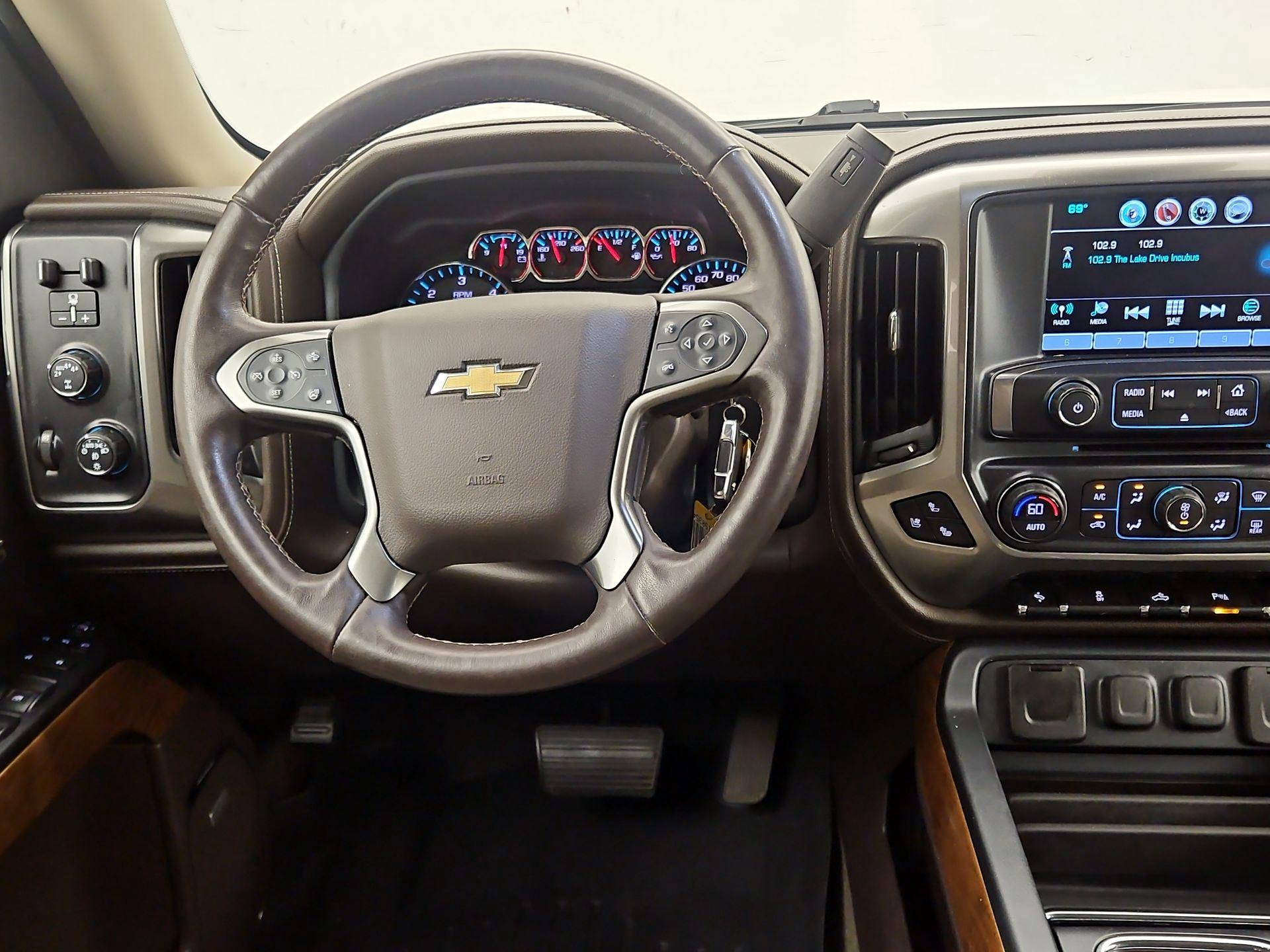 Thumbnail: 2017 Chevrolet Silverado 1500 - 10
