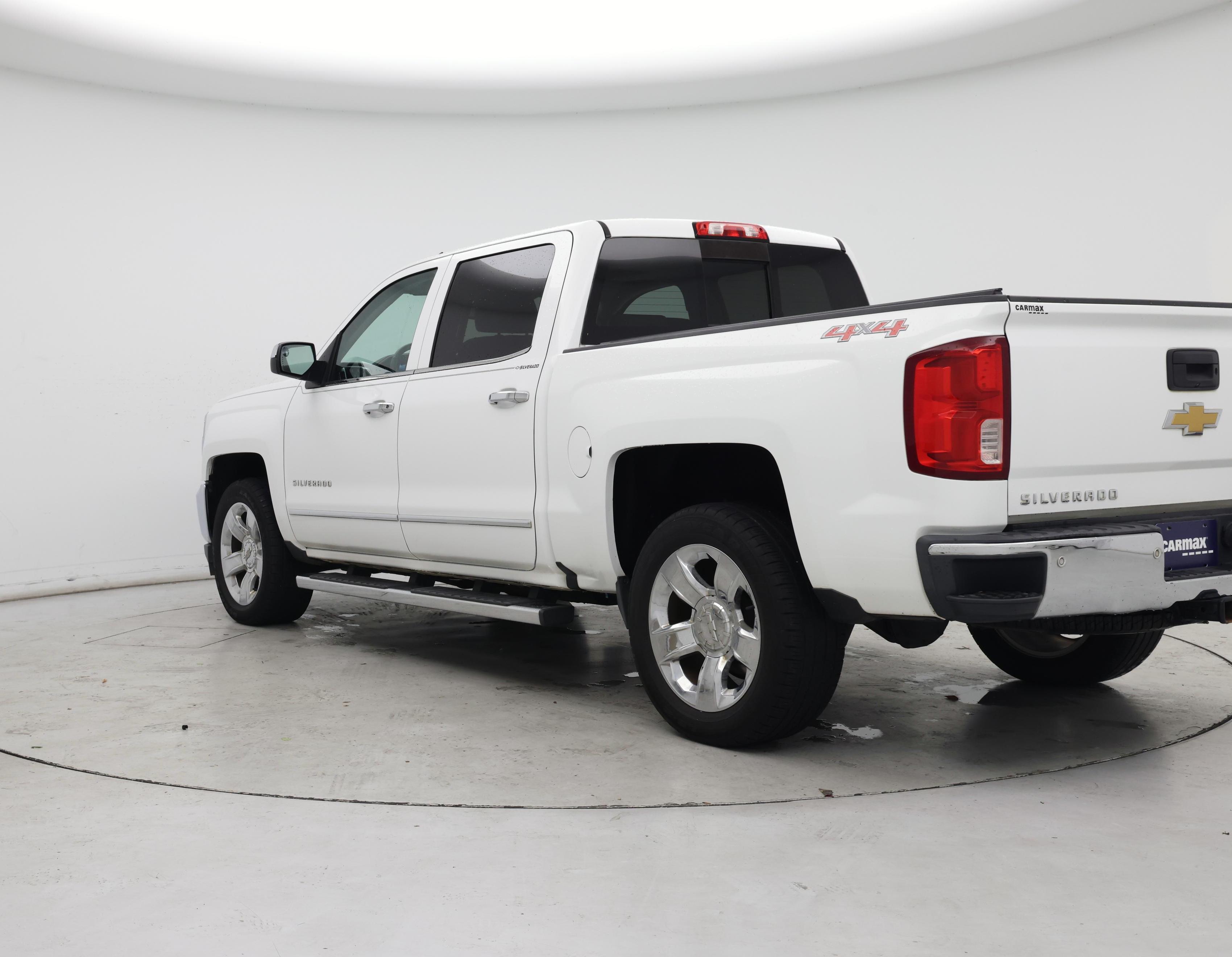 Thumbnail: 2017 Chevrolet Silverado 1500 - 2
