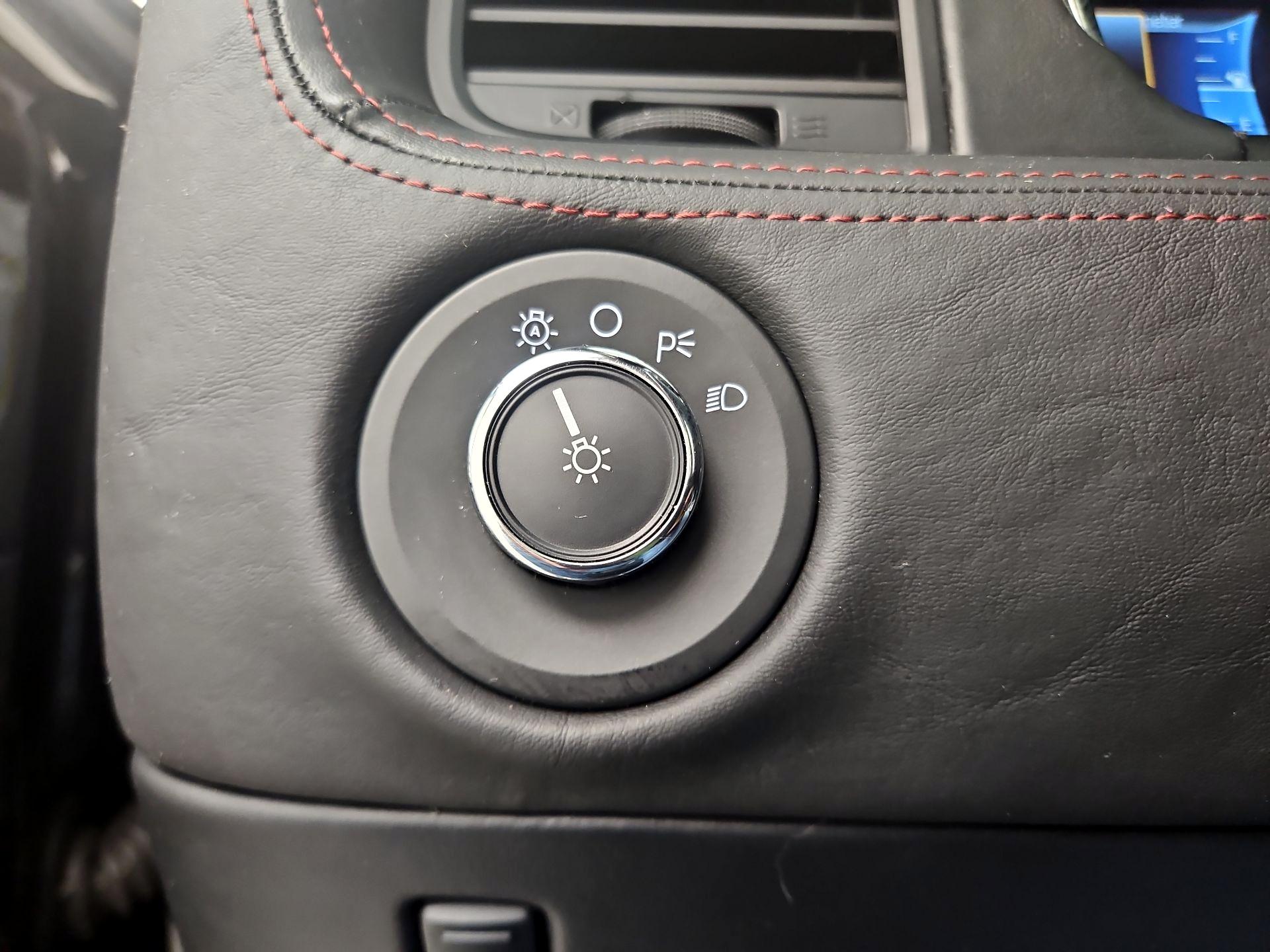 Thumbnail: 2016 Lincoln Navigator - 13