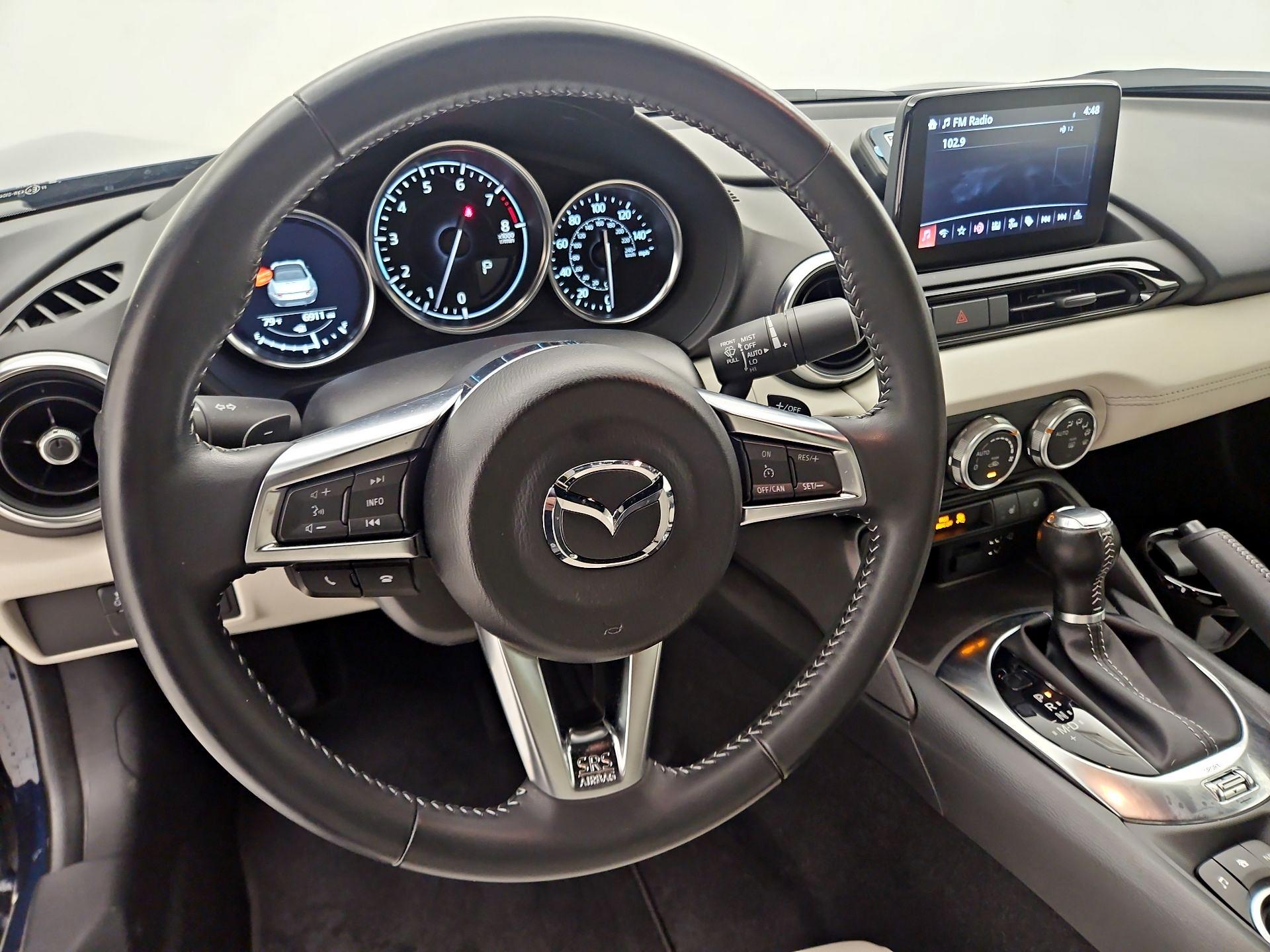 Thumbnail: 2021 Mazda MX-5 Miata - 10