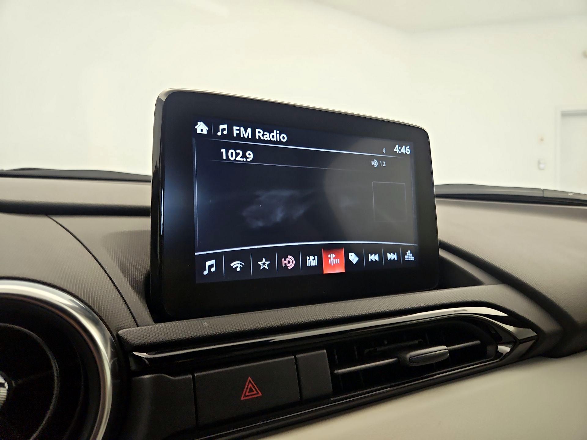 Thumbnail: 2021 Mazda MX-5 Miata - 16
