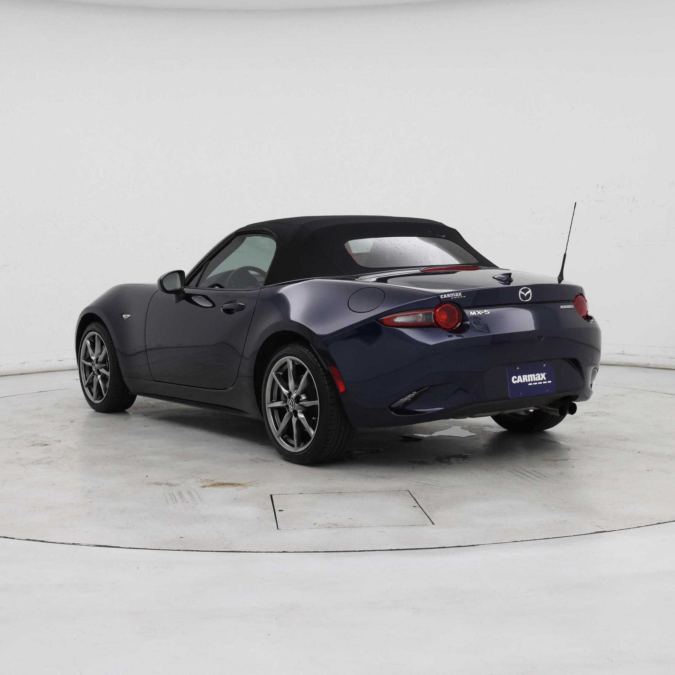 Thumbnail: 2021 Mazda MX-5 Miata - 2