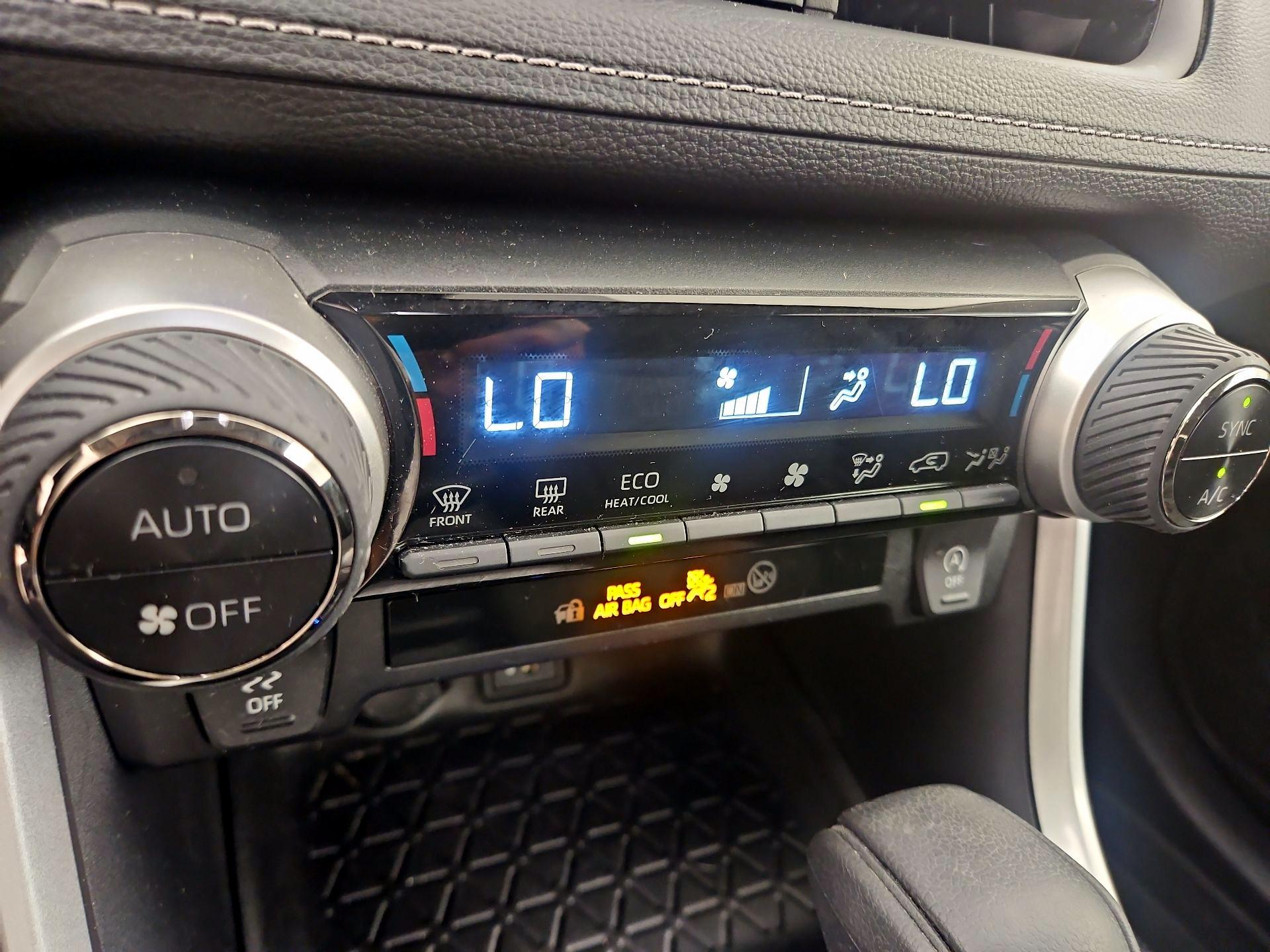 Thumbnail: 2023 Toyota RAV4 - 16