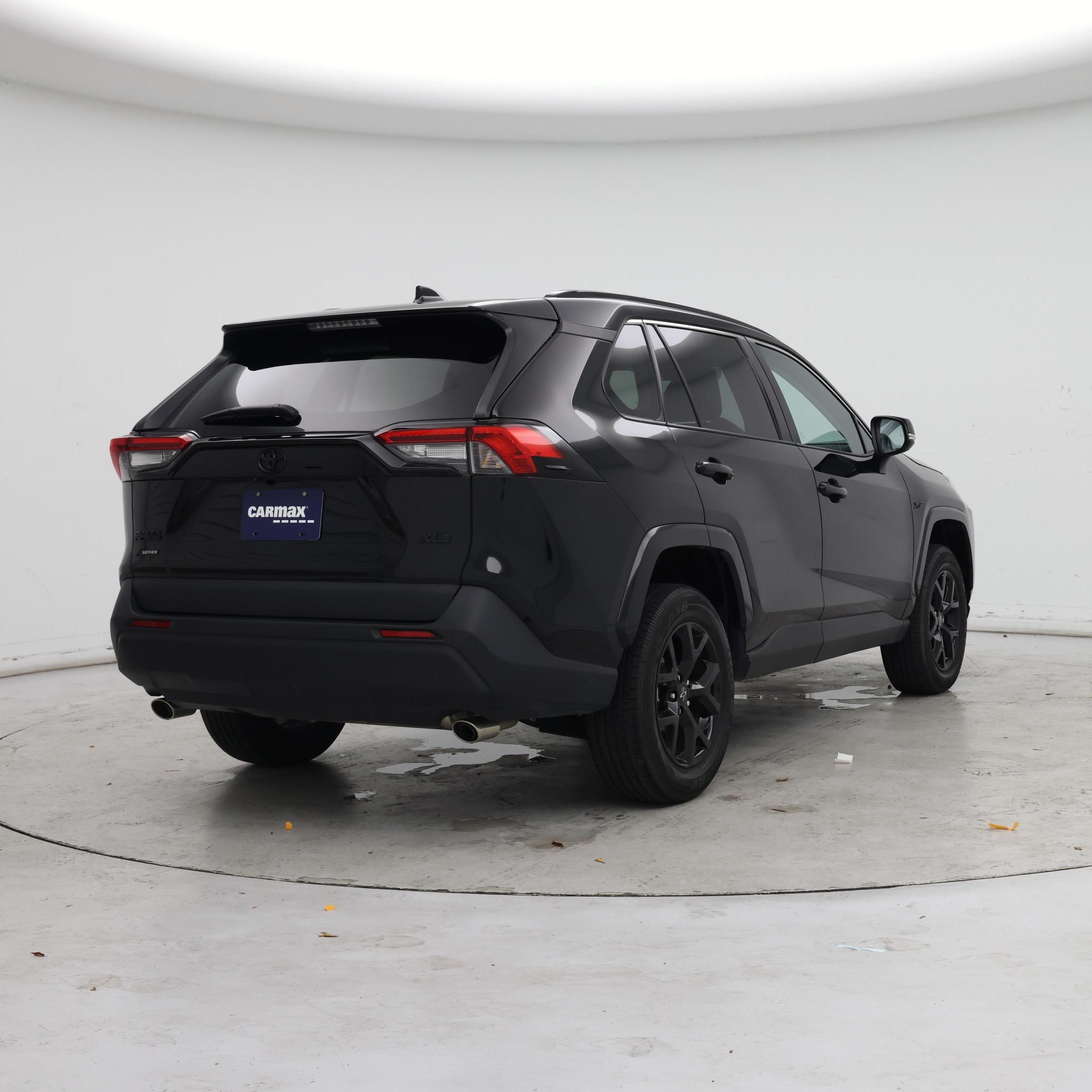 Thumbnail: 2023 Toyota RAV4 - 8