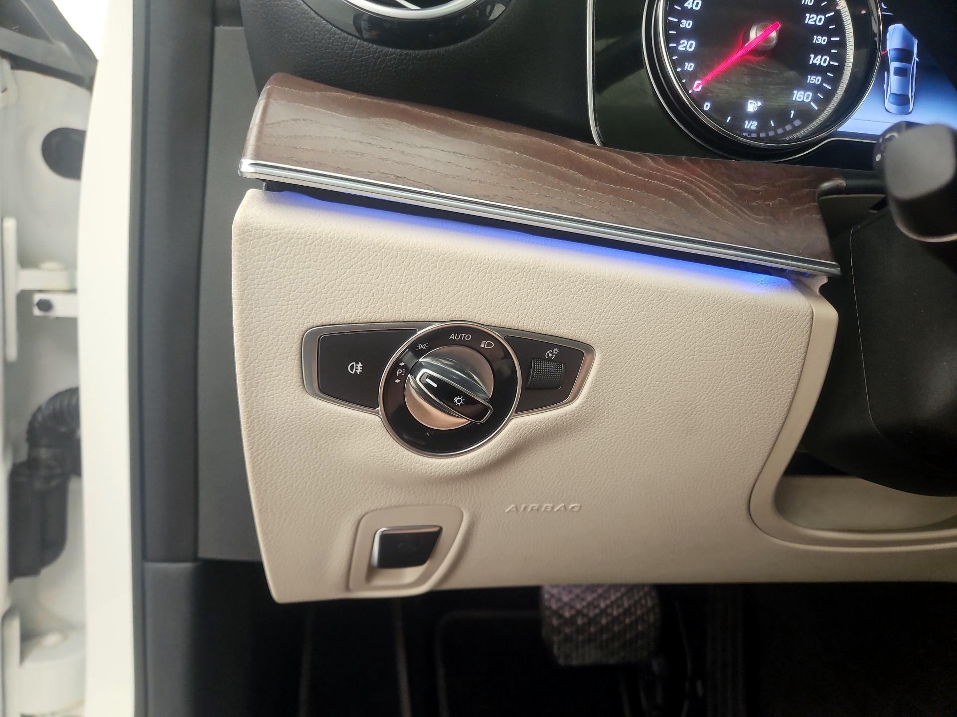 Thumbnail: 2017 Mercedes-Benz E-Class - 13