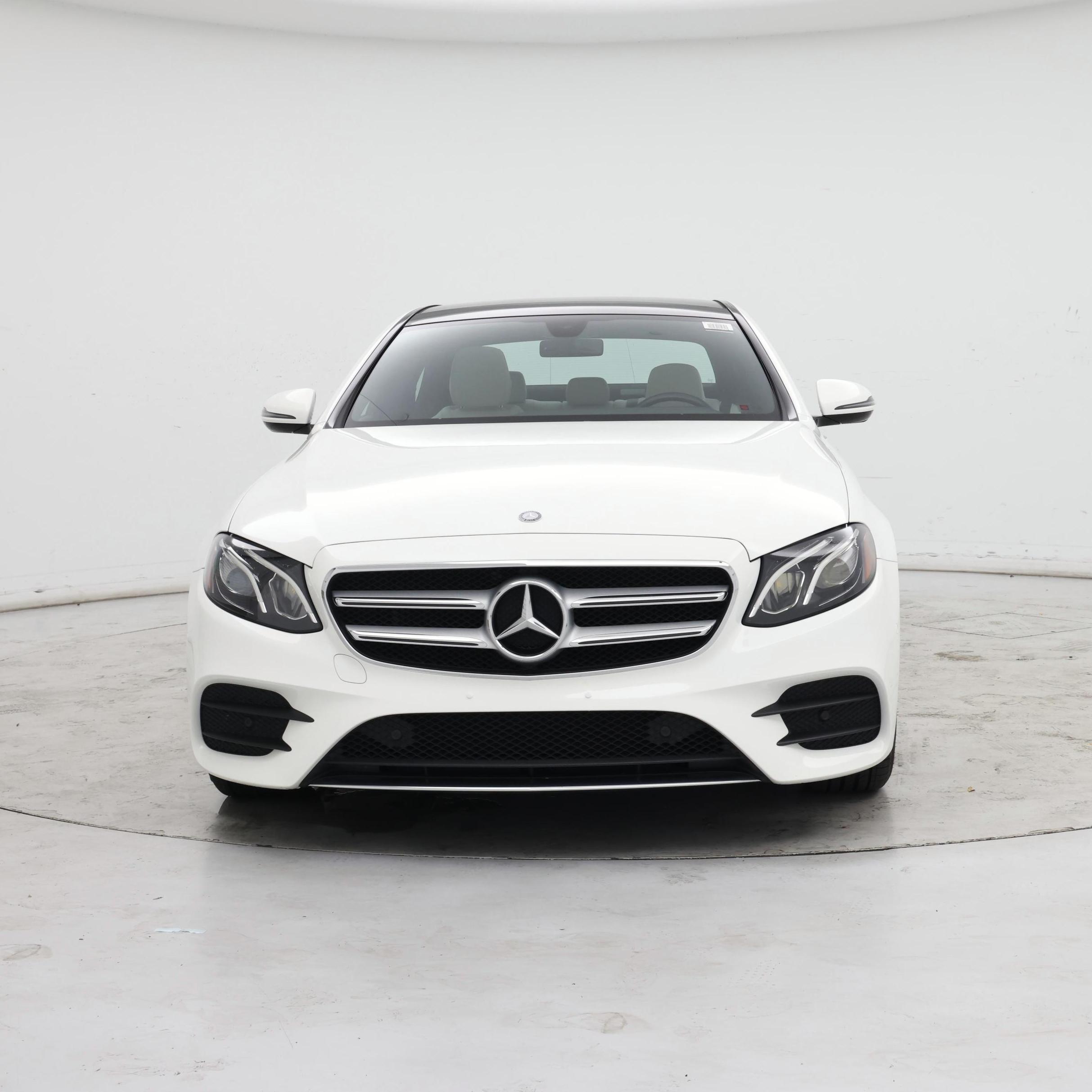 Thumbnail: 2017 Mercedes-Benz E-Class - 5