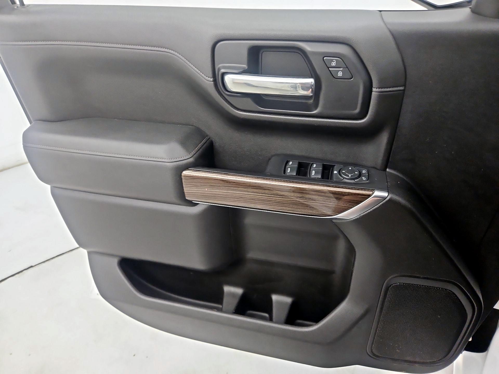 Thumbnail: 2019 Chevrolet Silverado 1500 - 14