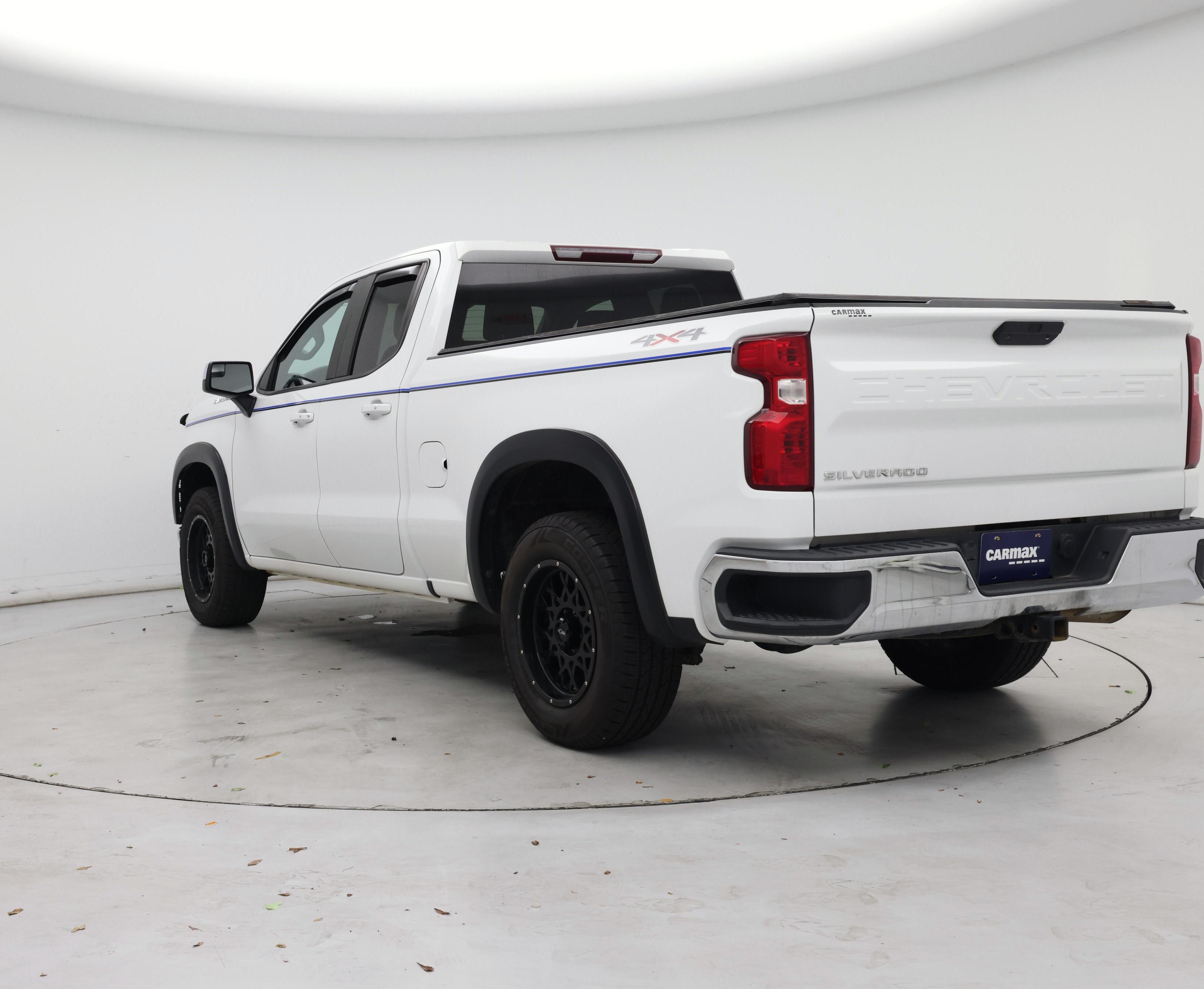 Thumbnail: 2019 Chevrolet Silverado 1500 - 2