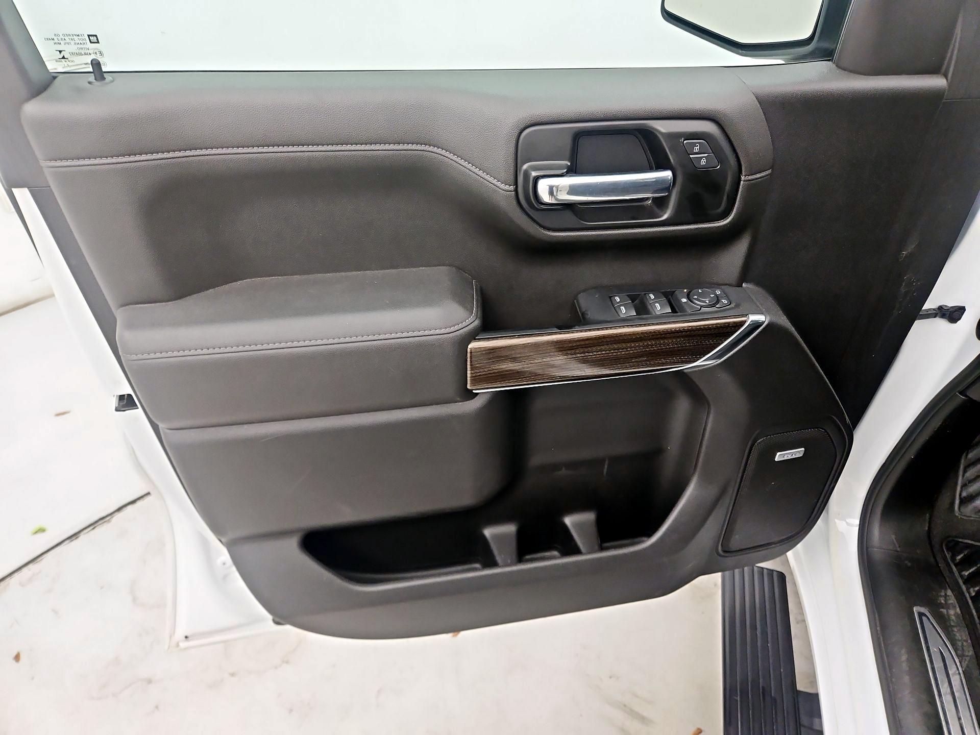 Thumbnail: 2021 Chevrolet Silverado 1500 - 12