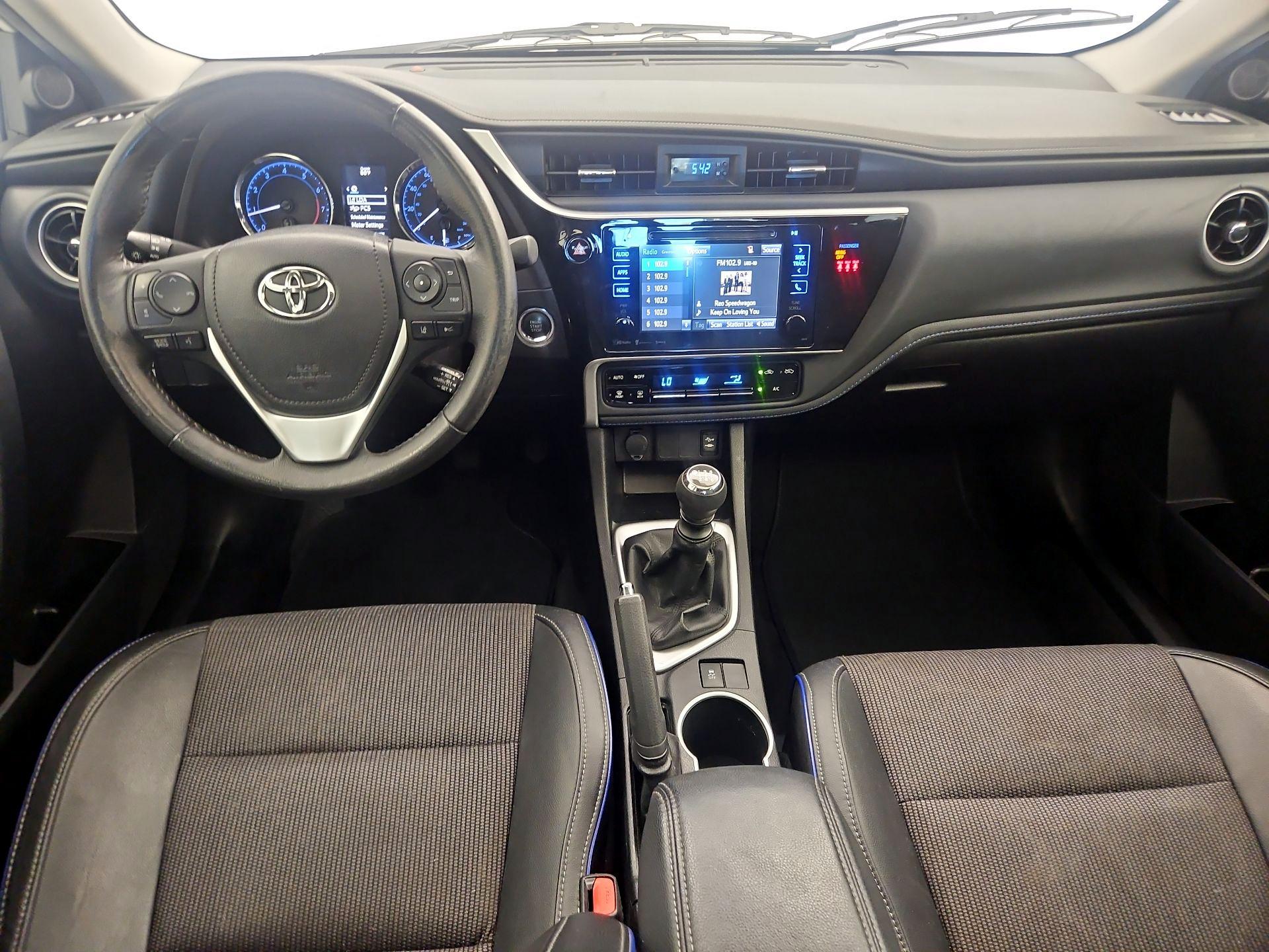 Thumbnail: 2018 Toyota Corolla - 9