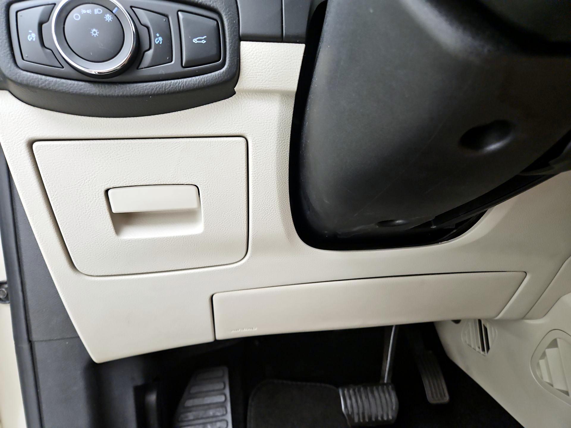 Thumbnail: 2017 Ford Edge - 13