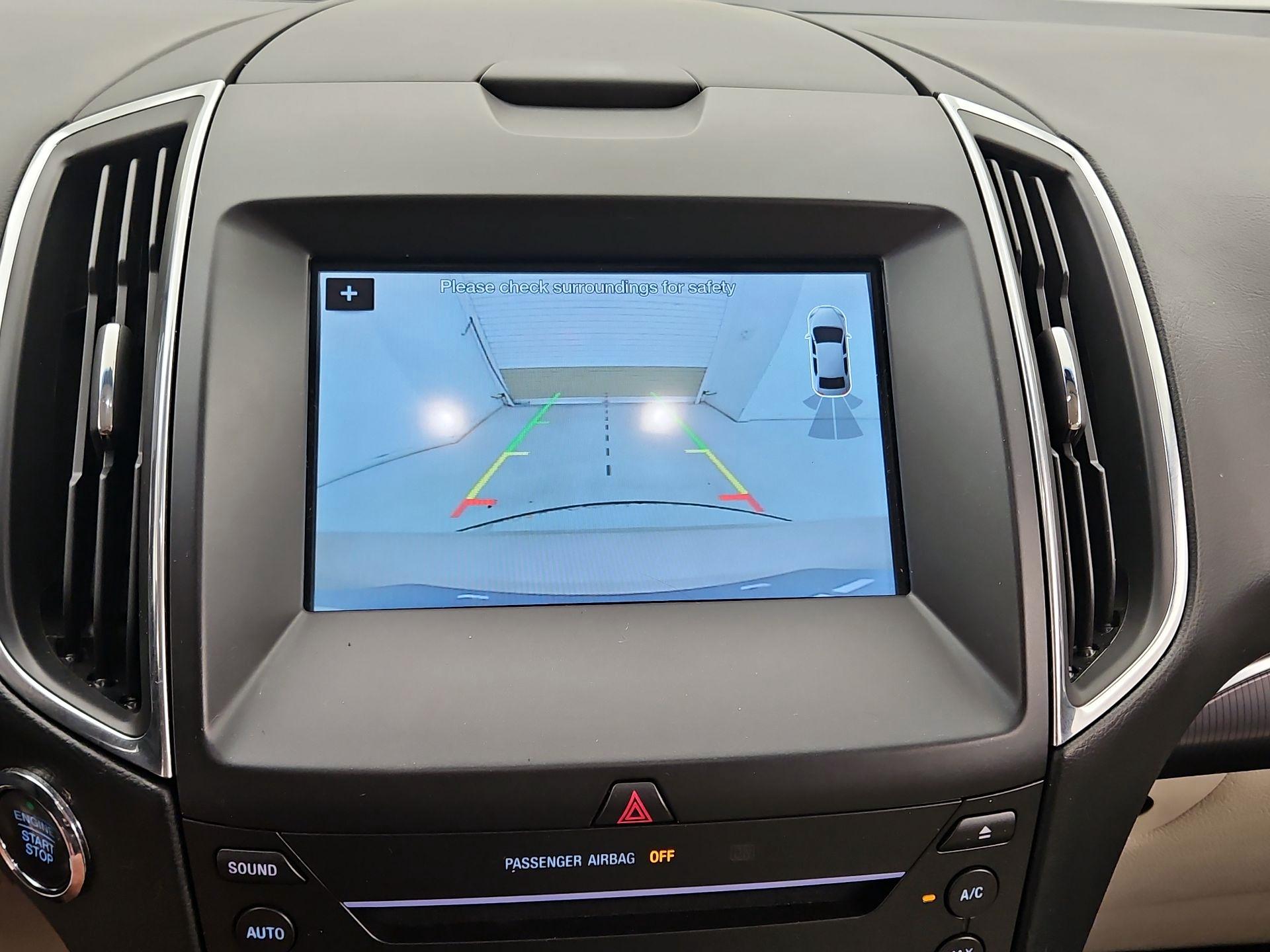 Thumbnail: 2017 Ford Edge - 14