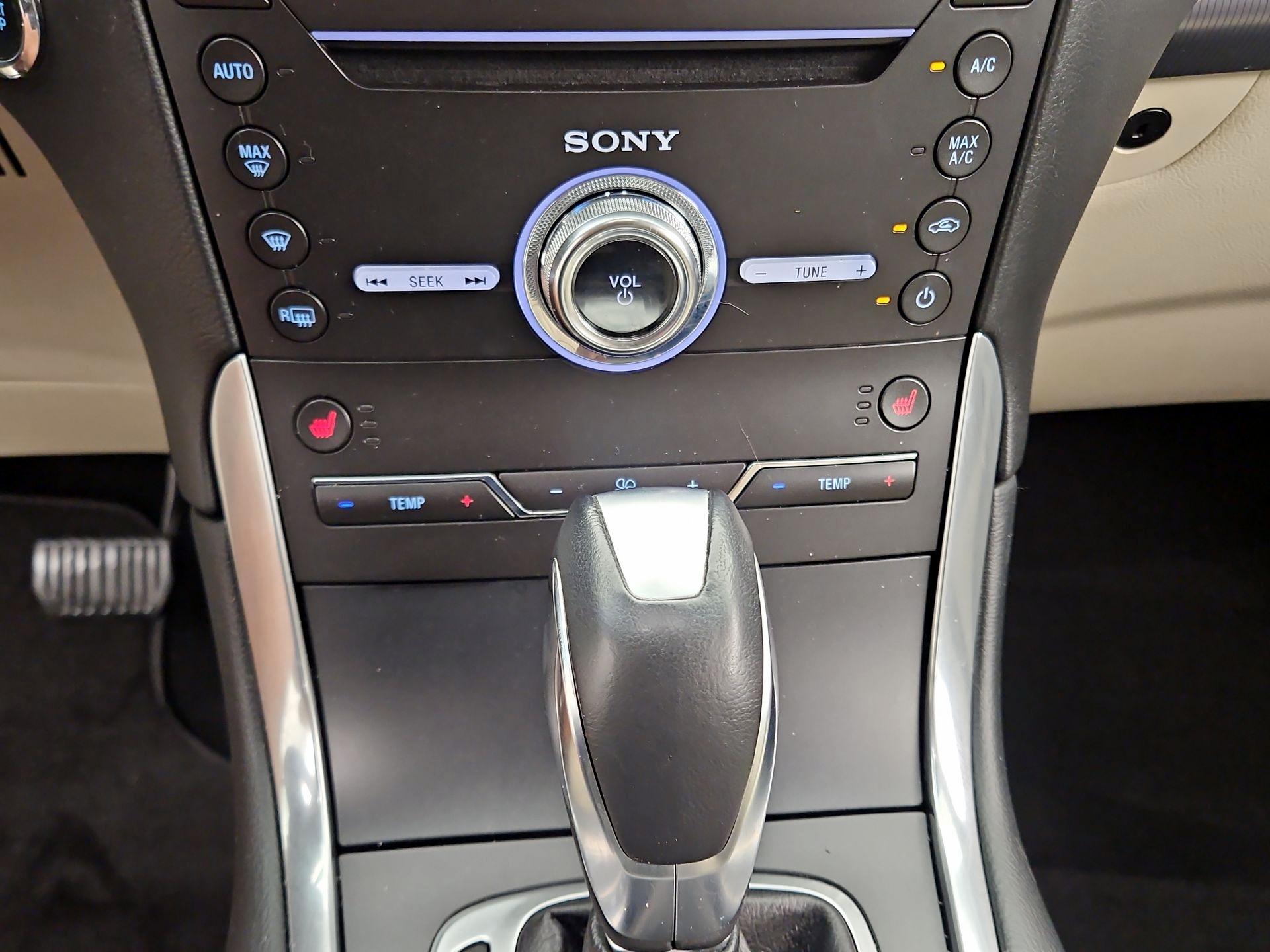 Thumbnail: 2017 Ford Edge - 16