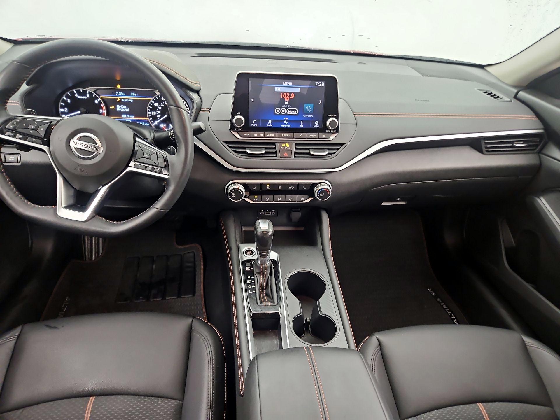Thumbnail: 2019 Nissan Altima - 9
