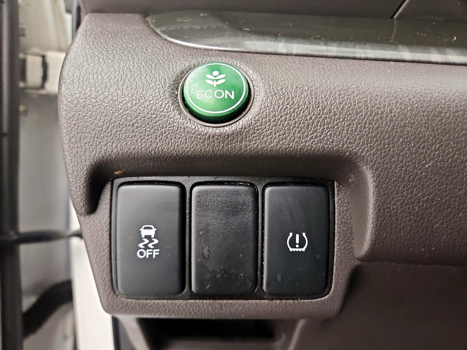 Thumbnail: 2014 Honda CR-V - 13