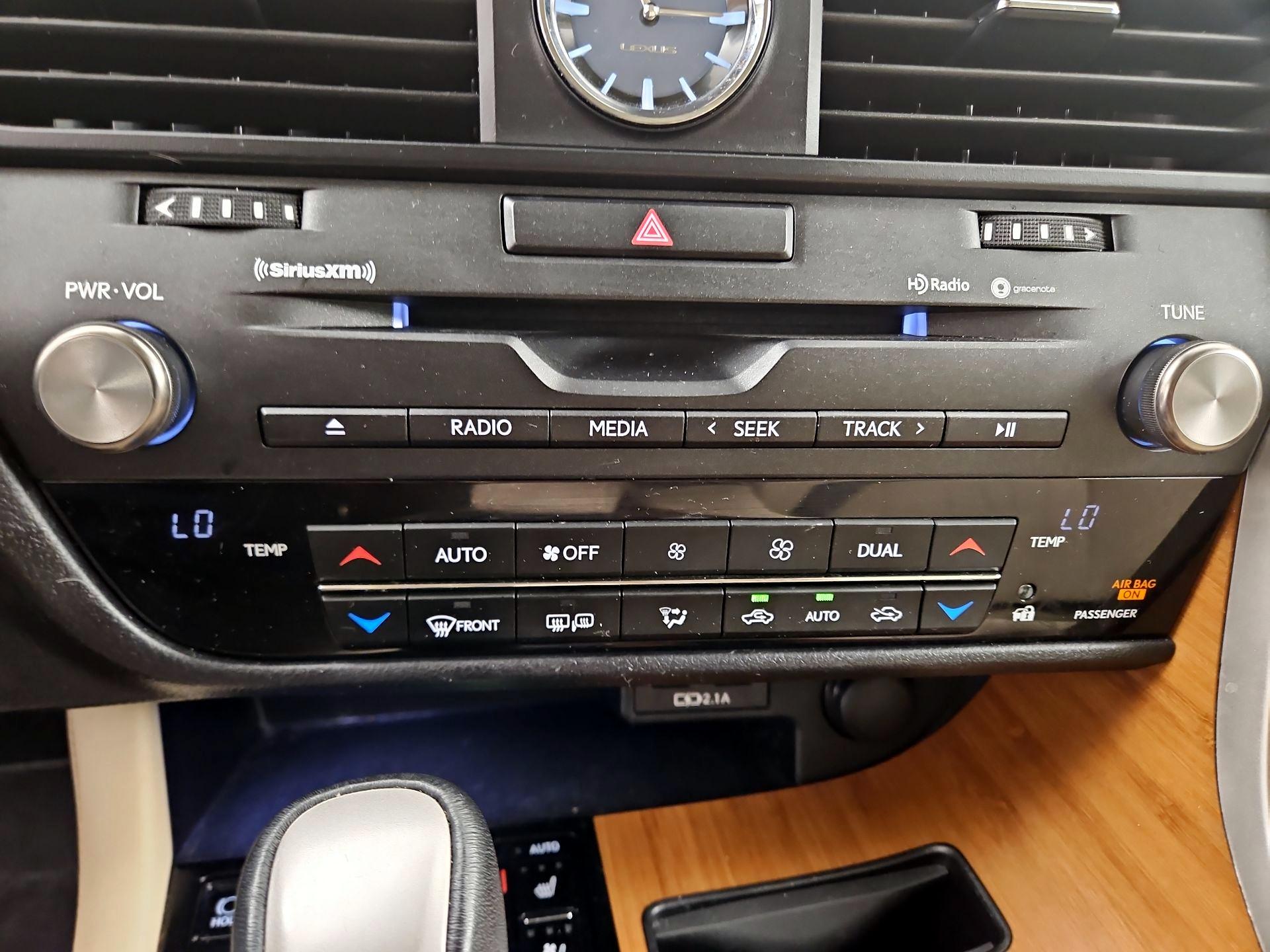 Thumbnail: 2022 Lexus RX - 16