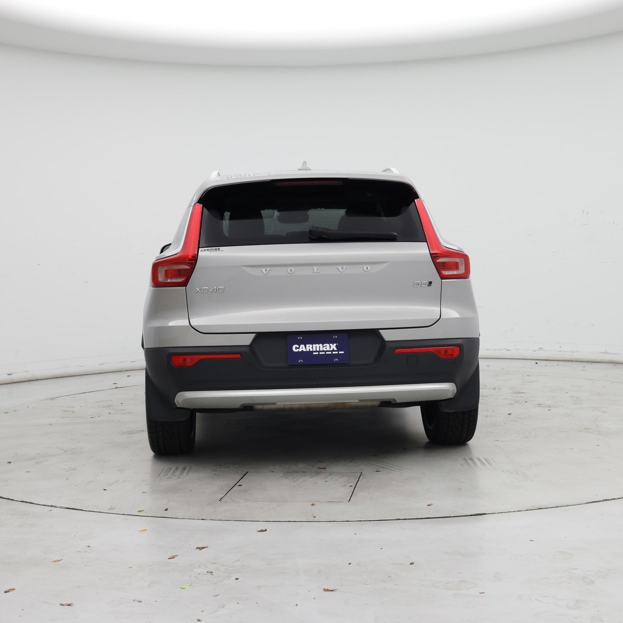 Thumbnail: 2023 Volvo XC40 - 6
