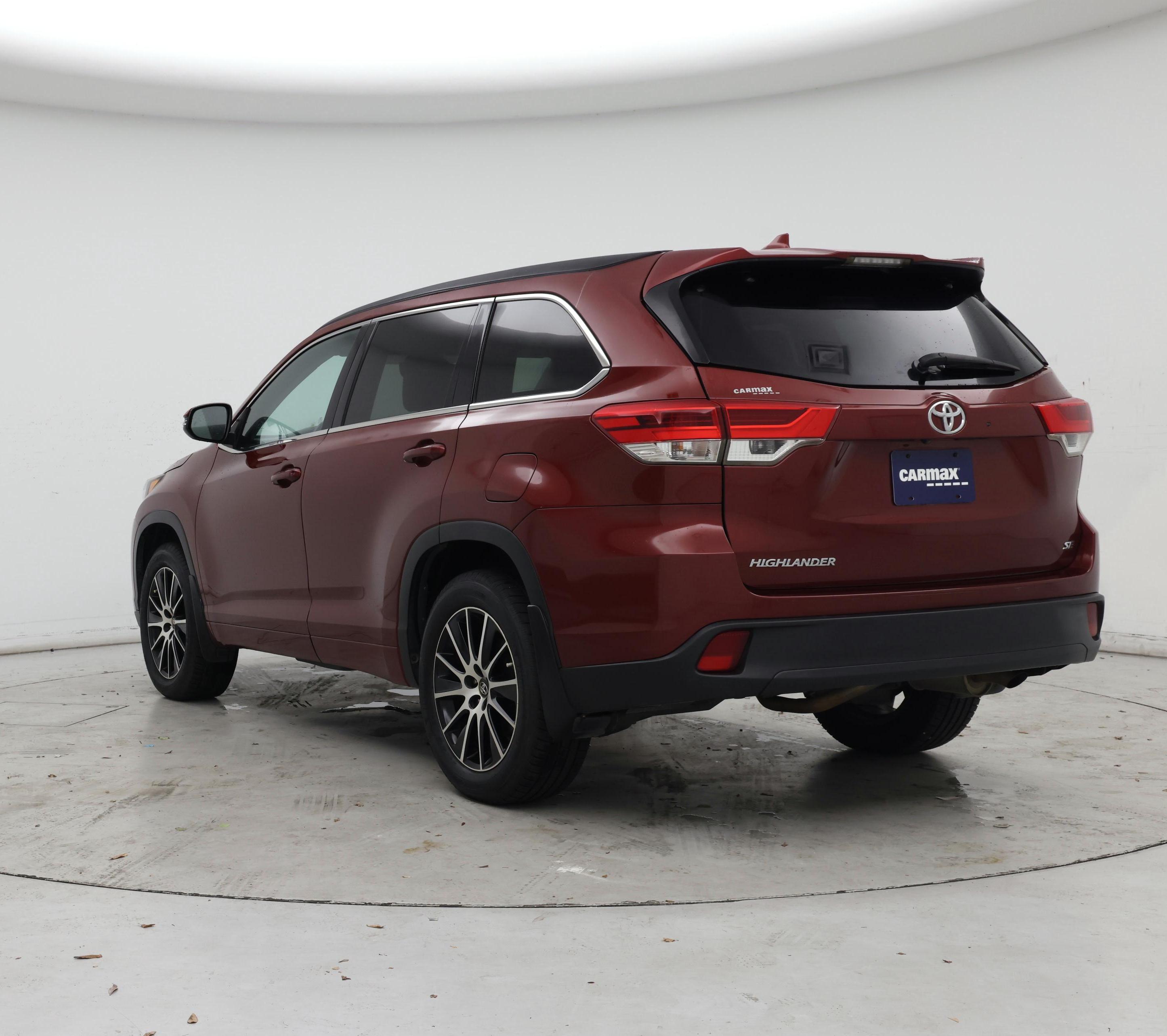 Thumbnail: 2017 Toyota Highlander - 2
