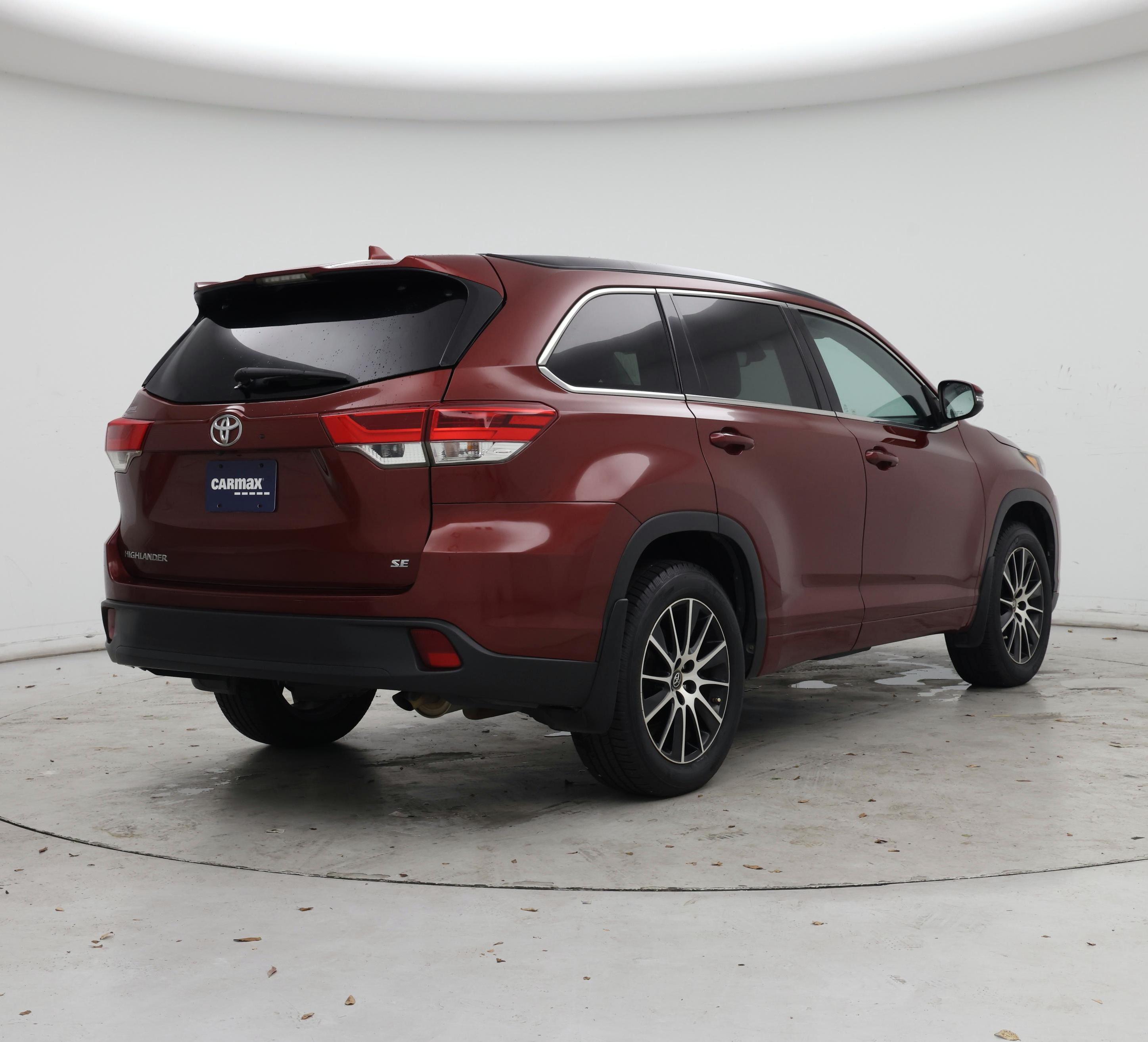 Thumbnail: 2017 Toyota Highlander - 8